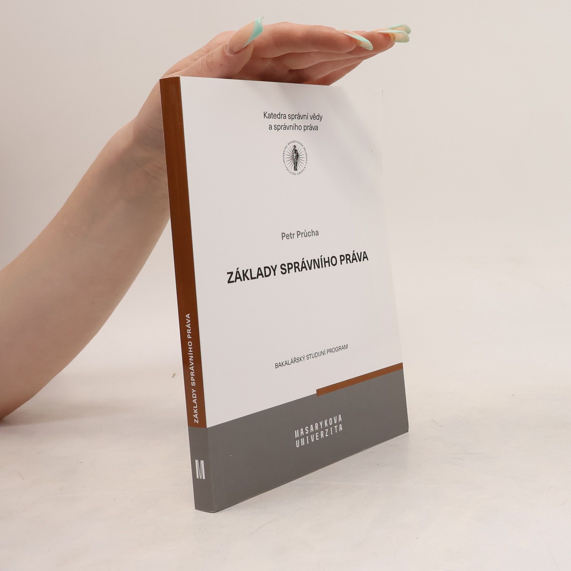 Autorenkollektiv Základy správního práva