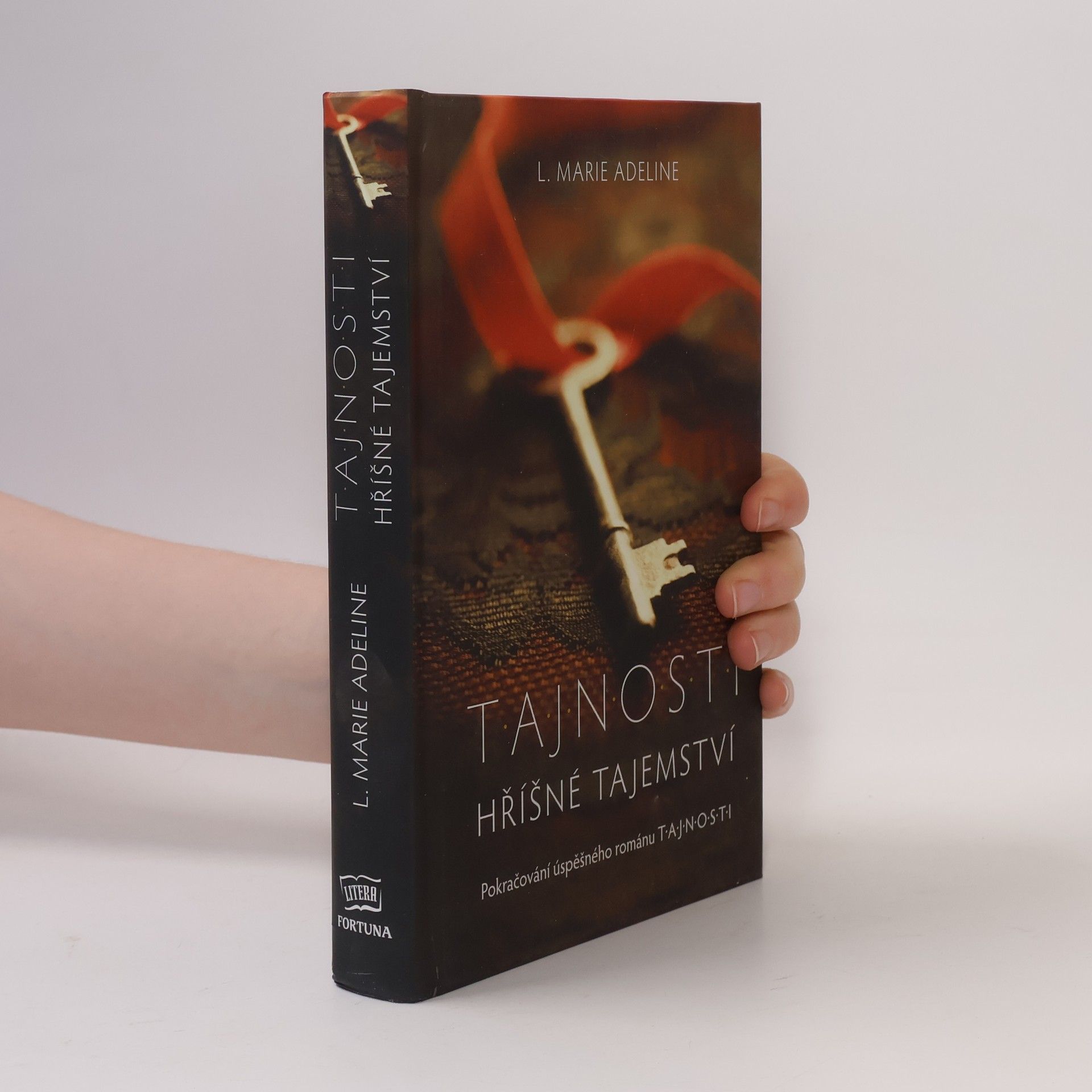 L. Marie Adeline T.A.J.N.O.S.T.I. Hříšné tajemství