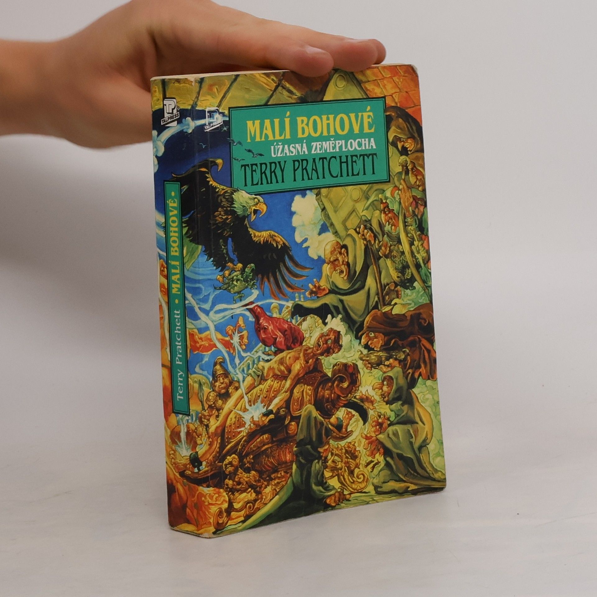 Terry Pratchett Malí bohové