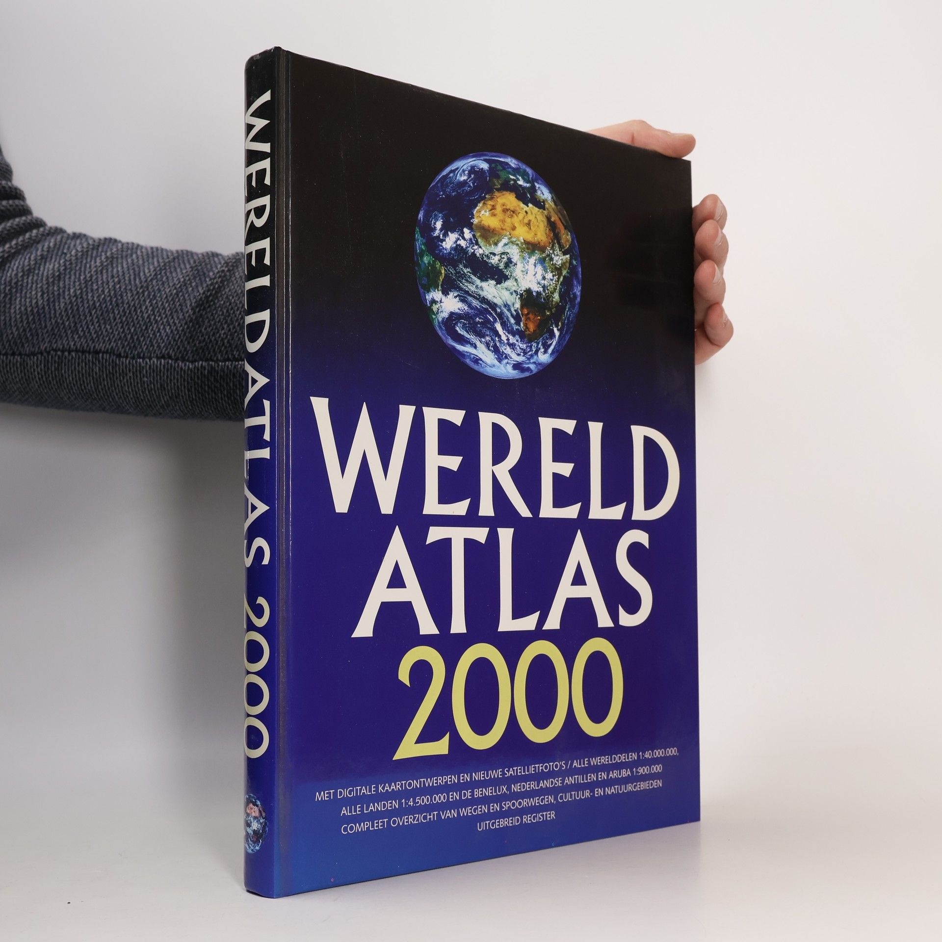 Wereld atlas 2000