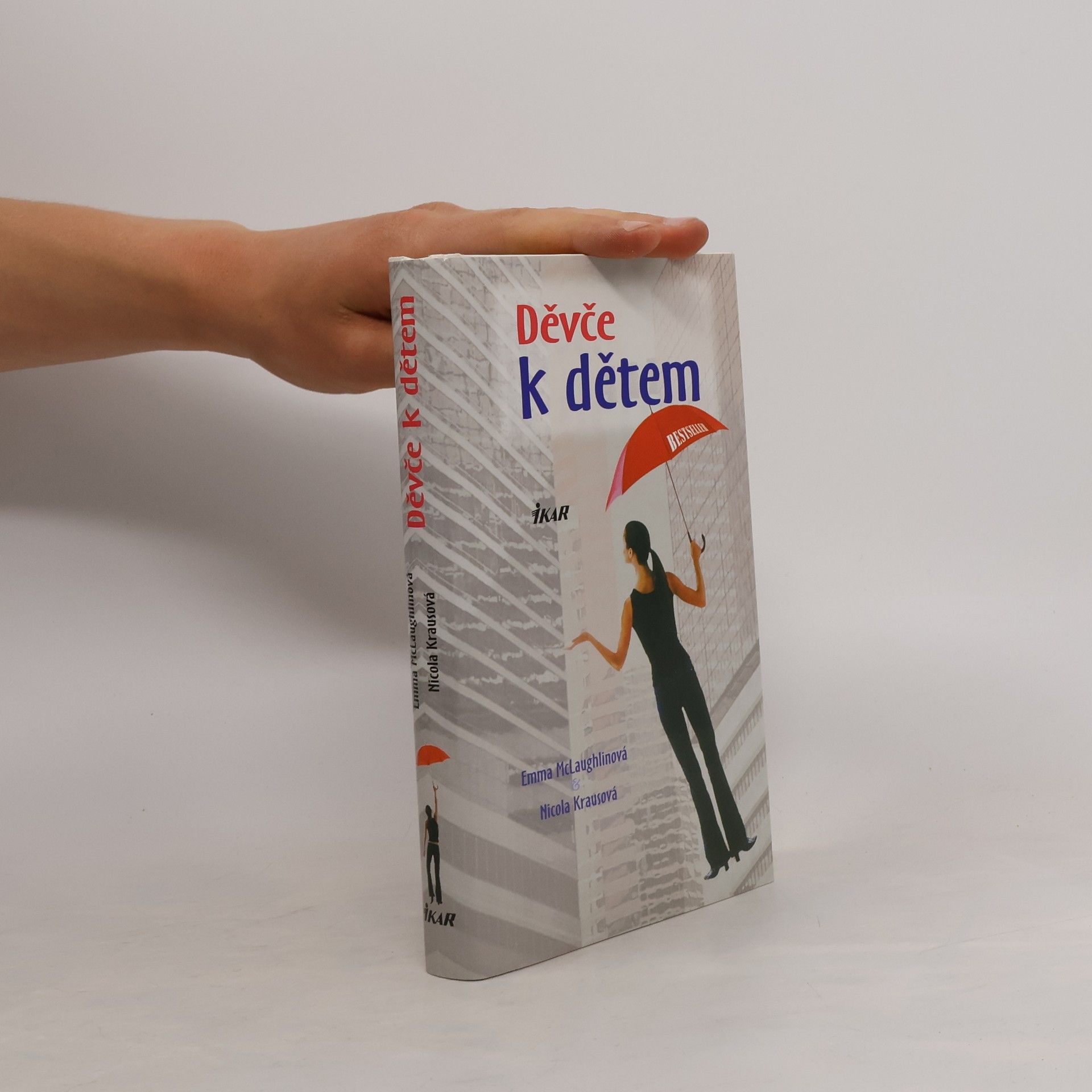 Děvče k dětem