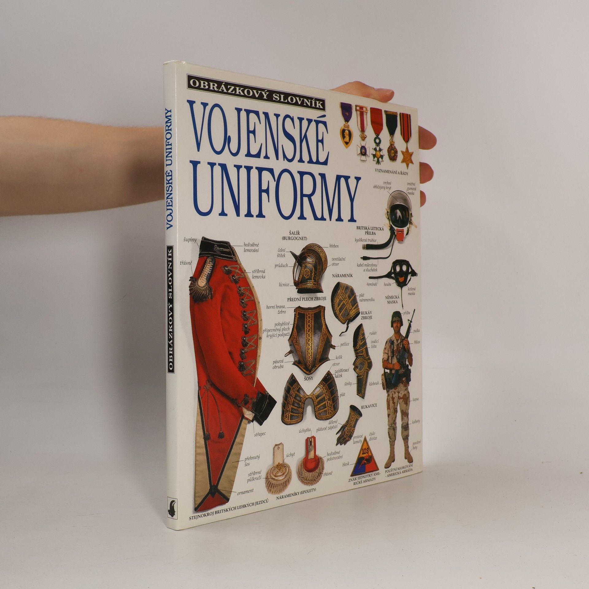 Vojenské uniformy a výstroj