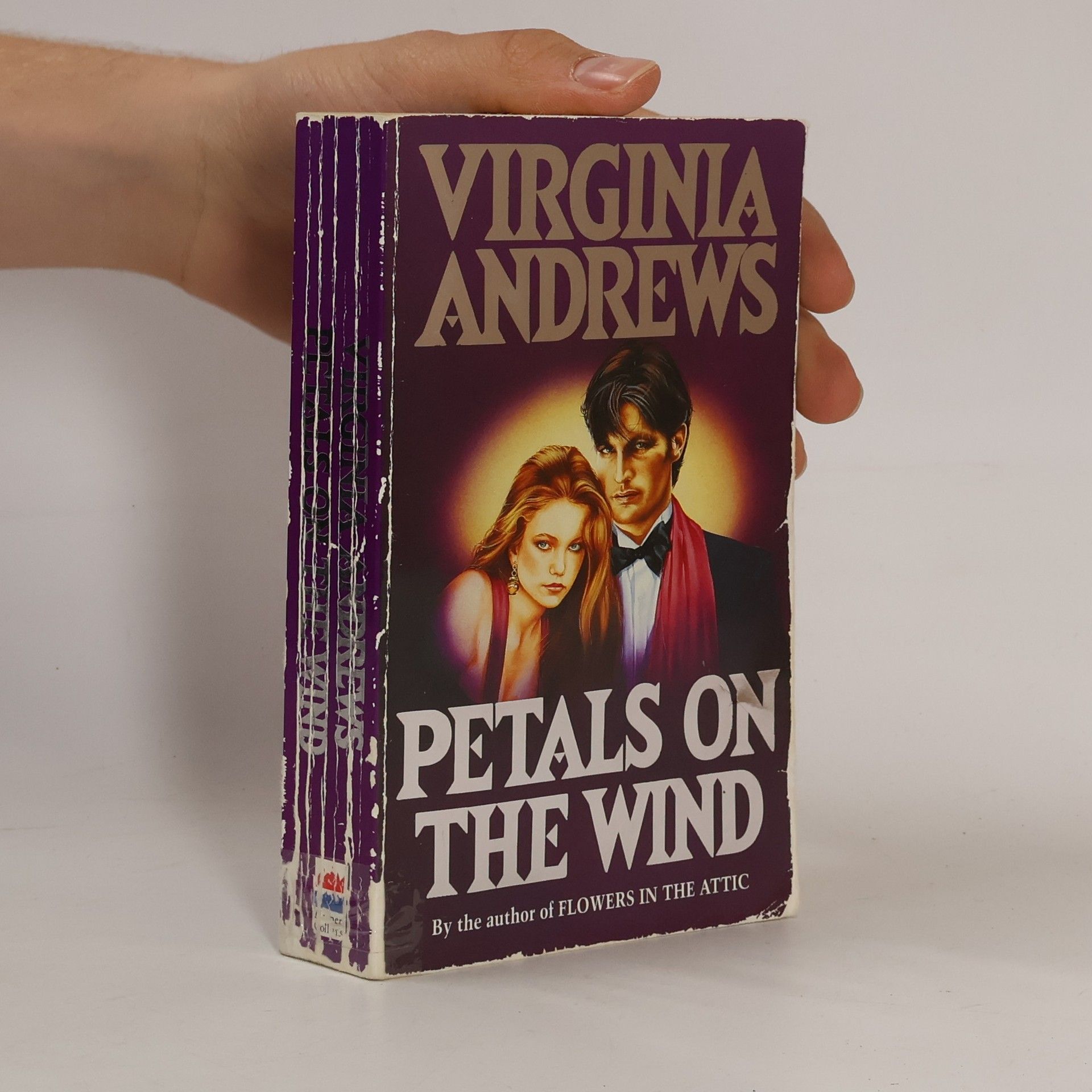 V. C. Andrews Petals on the Wind