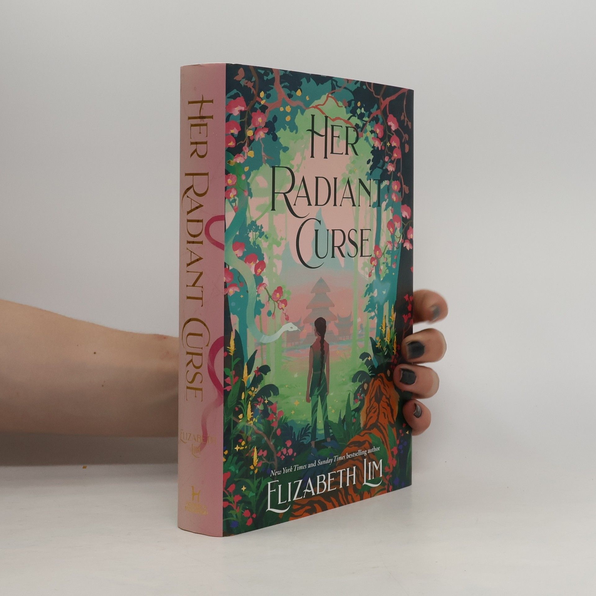 Elizabeth Lim Her Radiant Curse