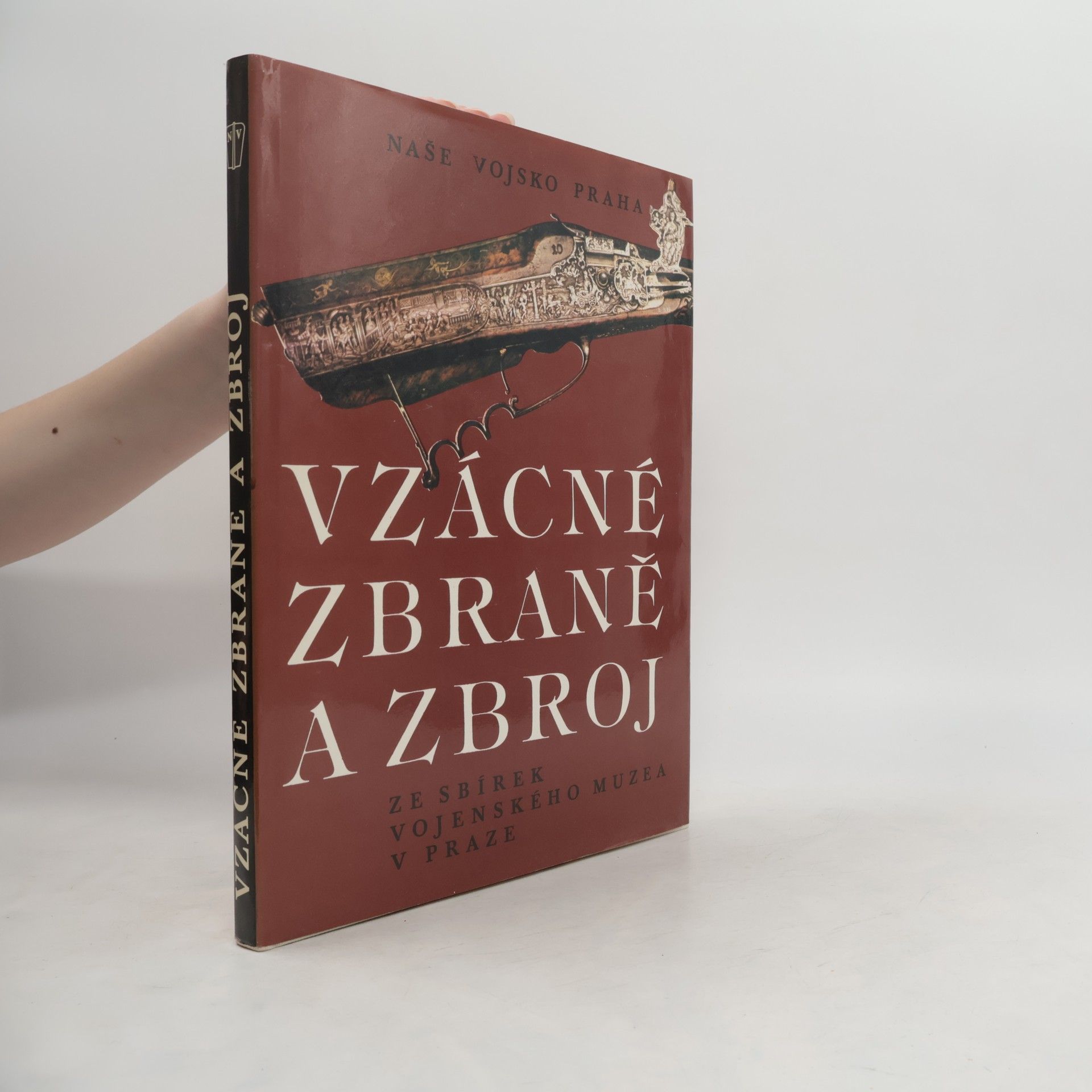 Vladimír Dolínek Vzácné zbraně a zbroj