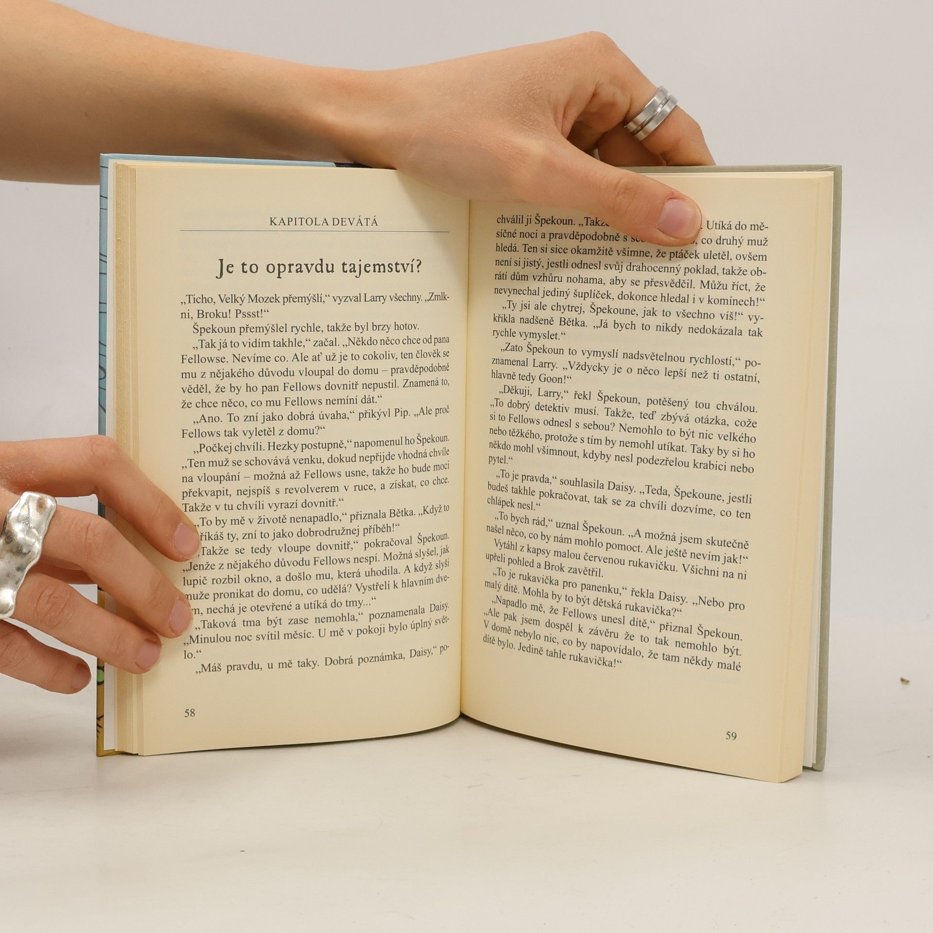 Enid Blyton Tajemství záhadného balíčku