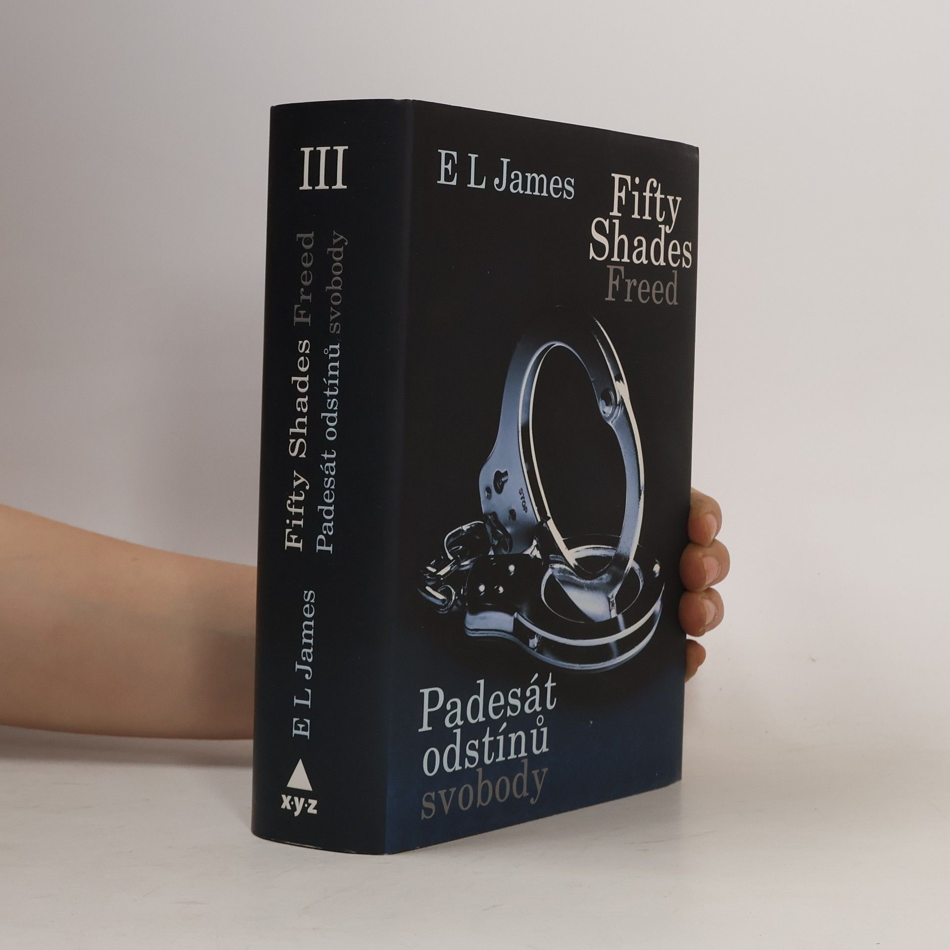 E. L. James Padesát odstínů svobody