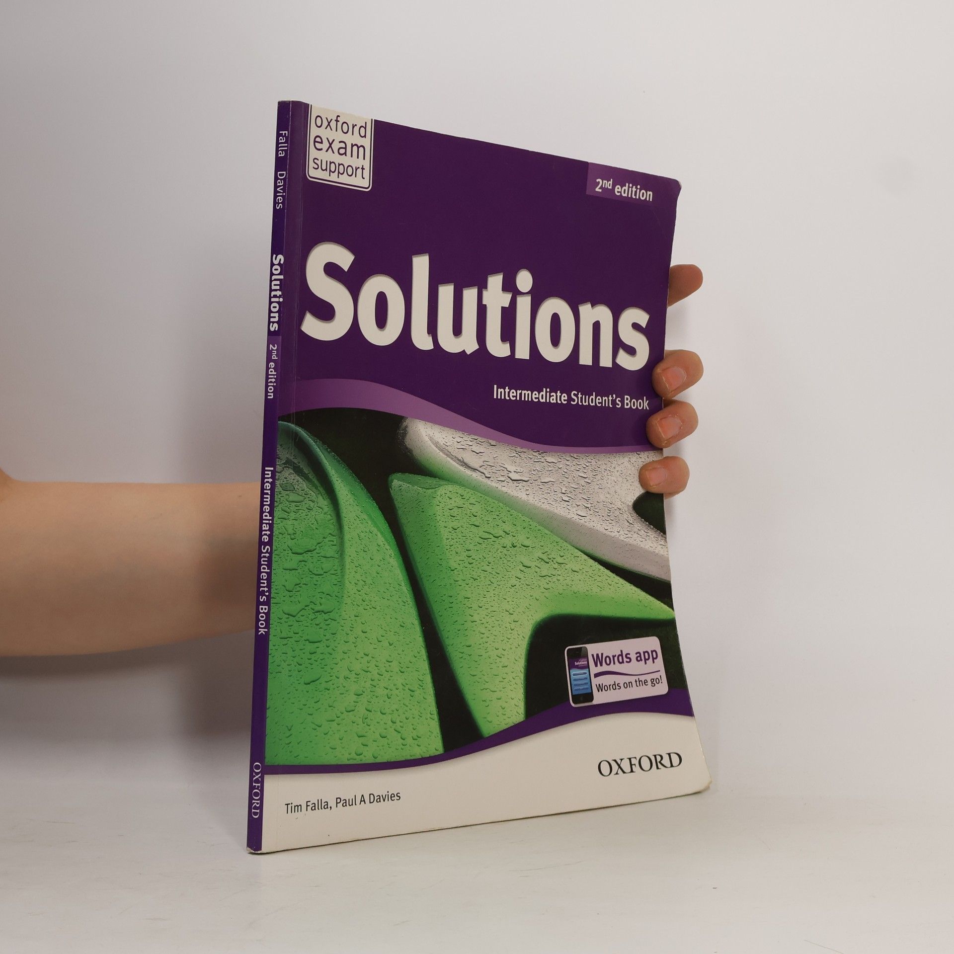 Jane Hudson Solutions. Intermediate student's book