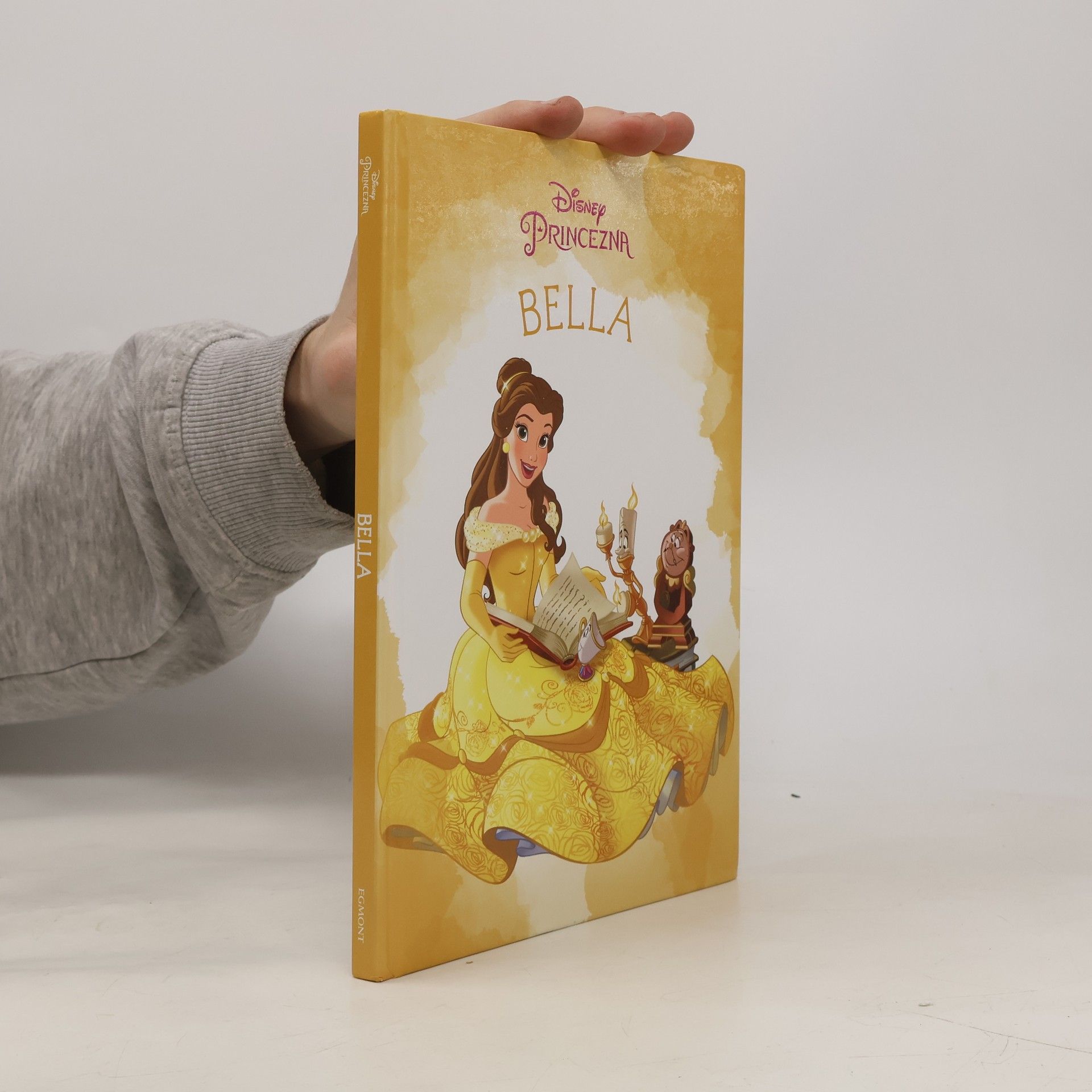 Autores varios Bella