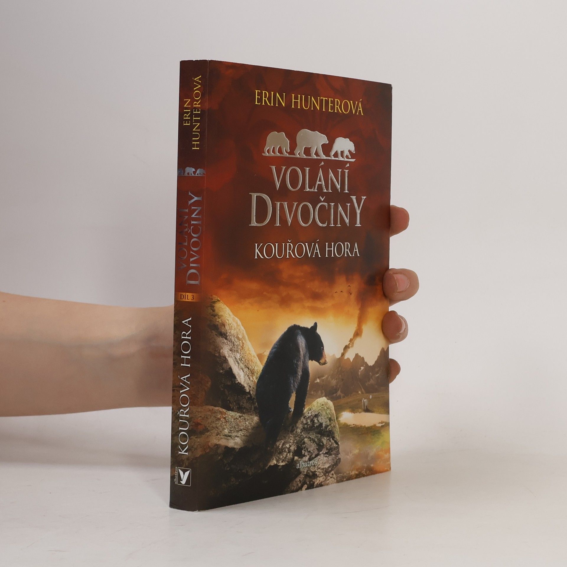 Erin Hunter Kouřová hora