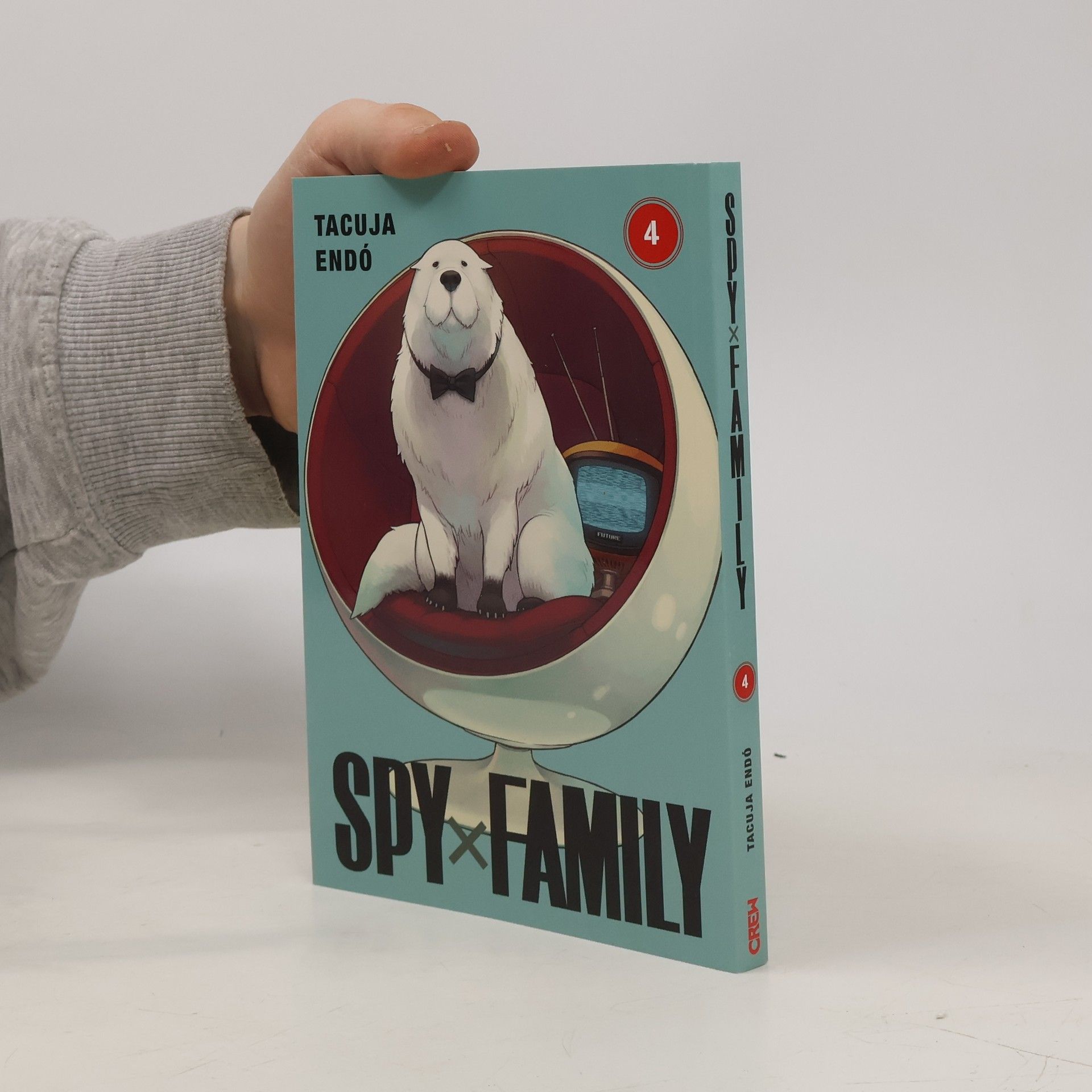 Tacuja Endó Spy x Family 4