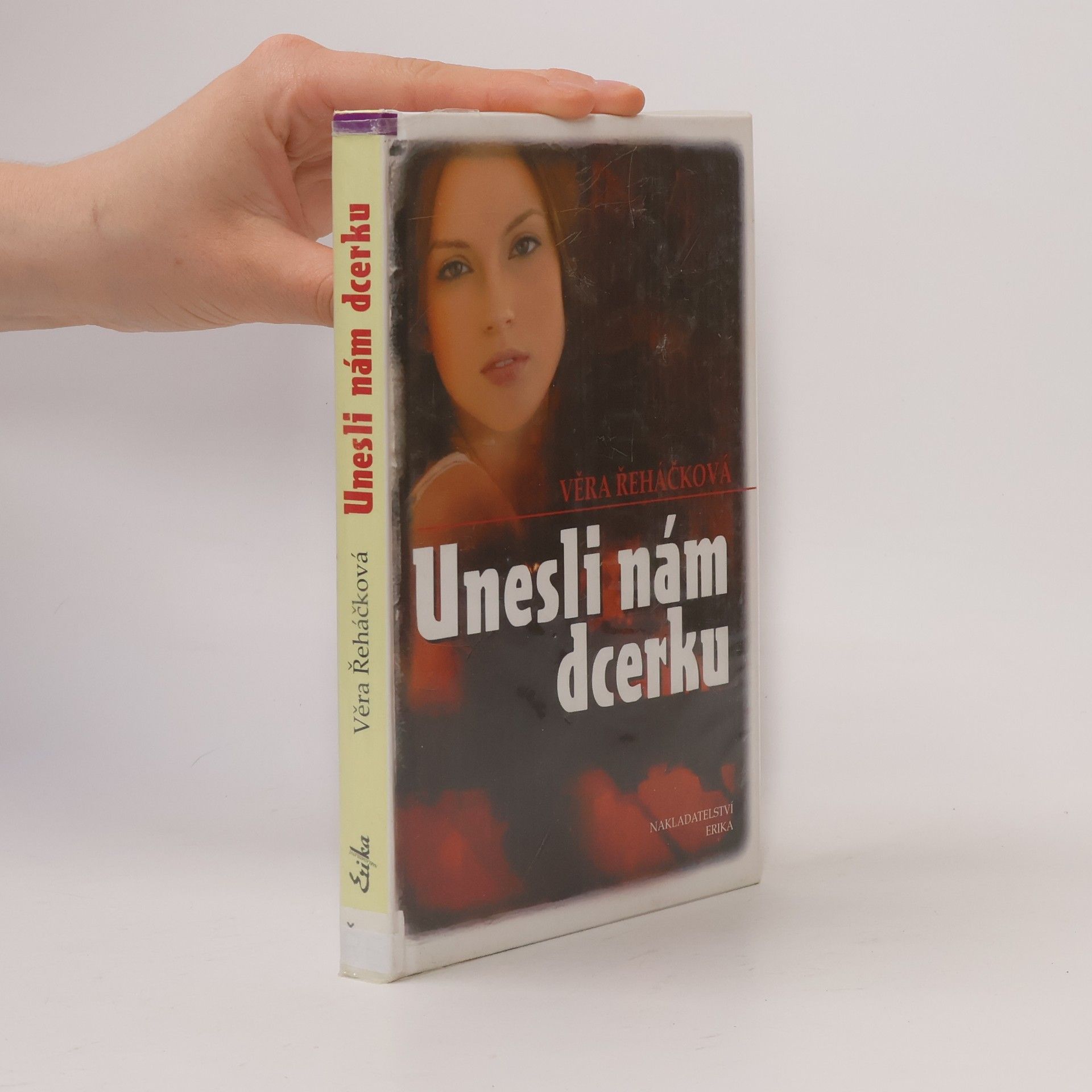 Unesli nám dcerku
