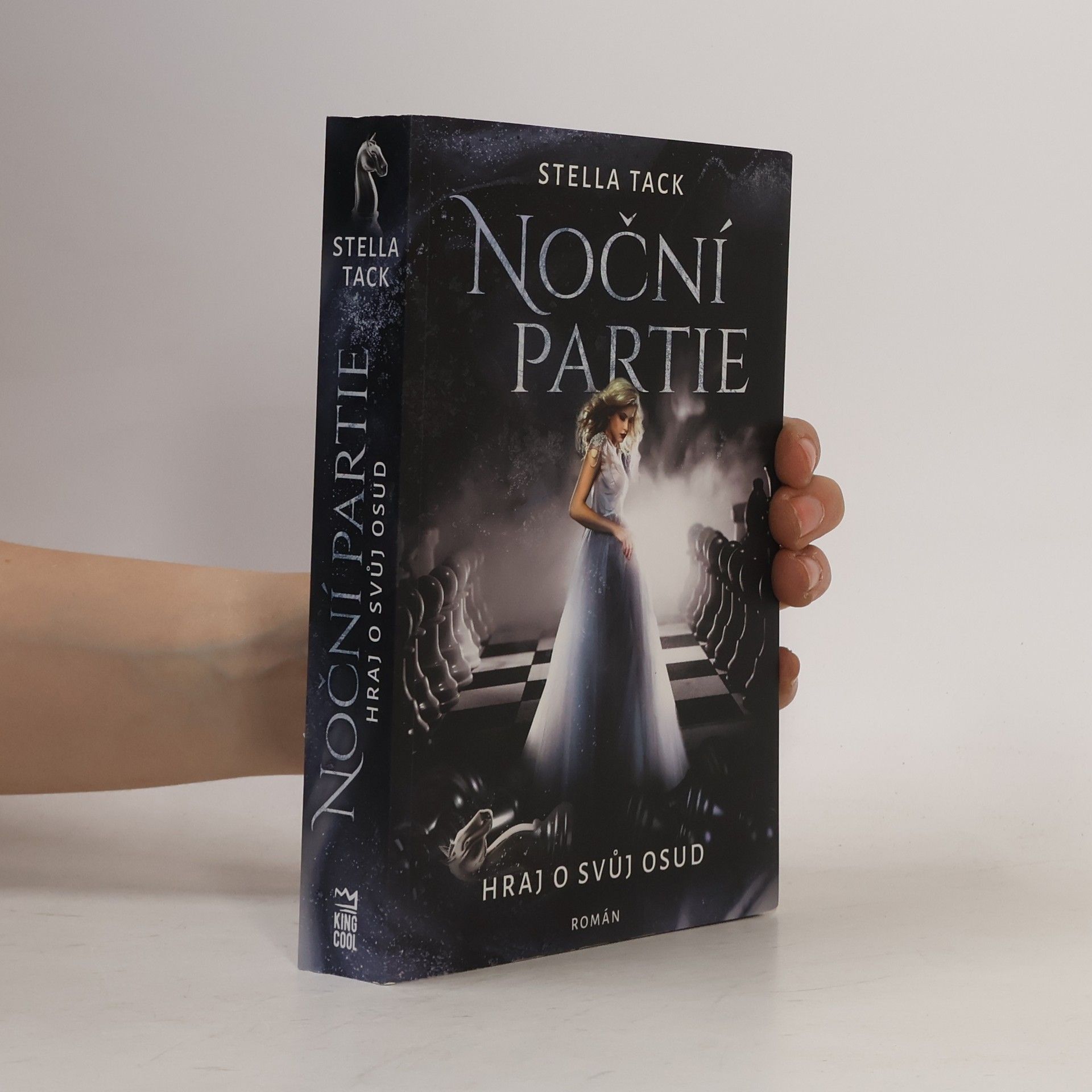 Stella Tack Noční partie: Hraj o svůj osud