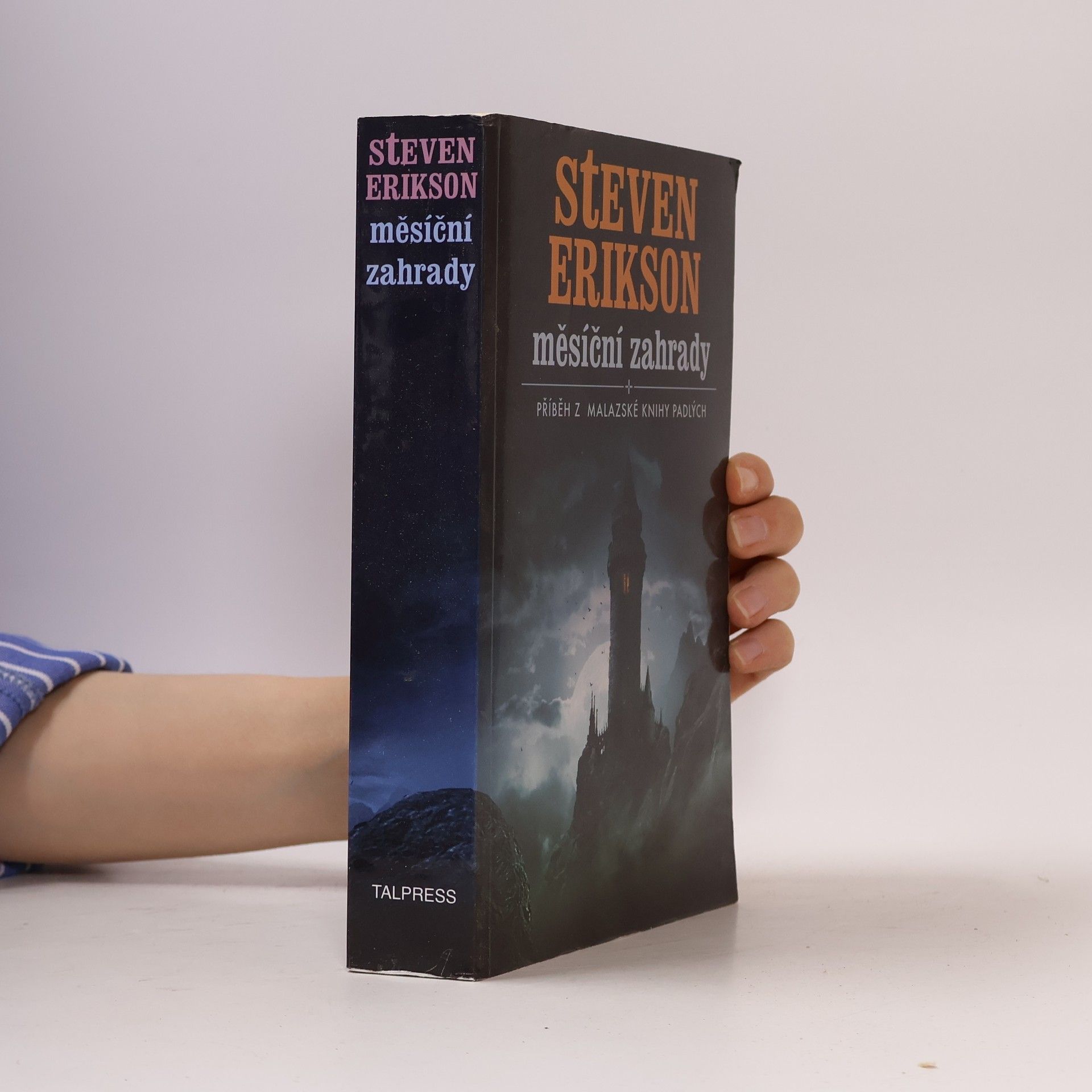 Steven Erikson Měsíční zahrady