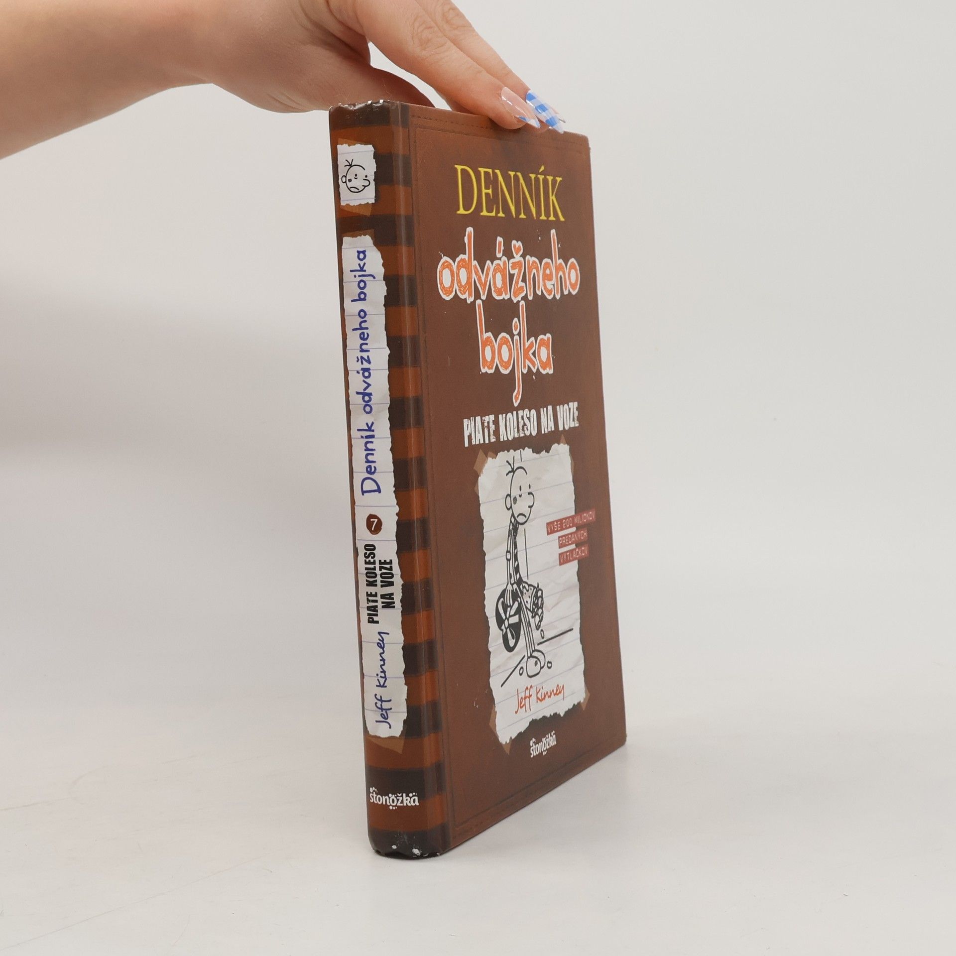 Jeff Kinney Deník malého poseroutky 8. Fakt smůla