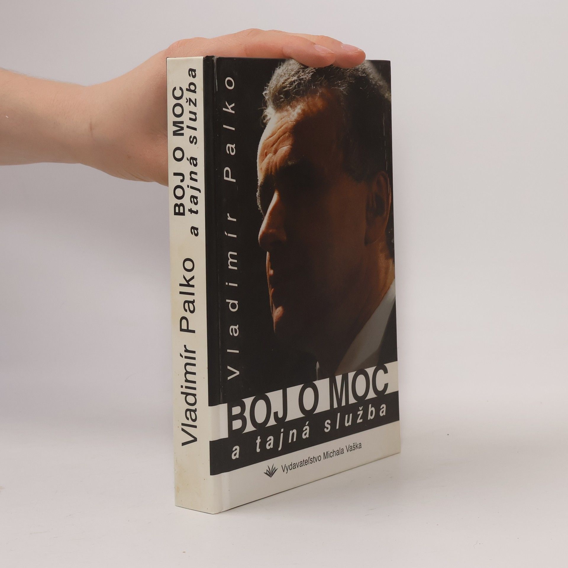 Boj o moc a tajná služba