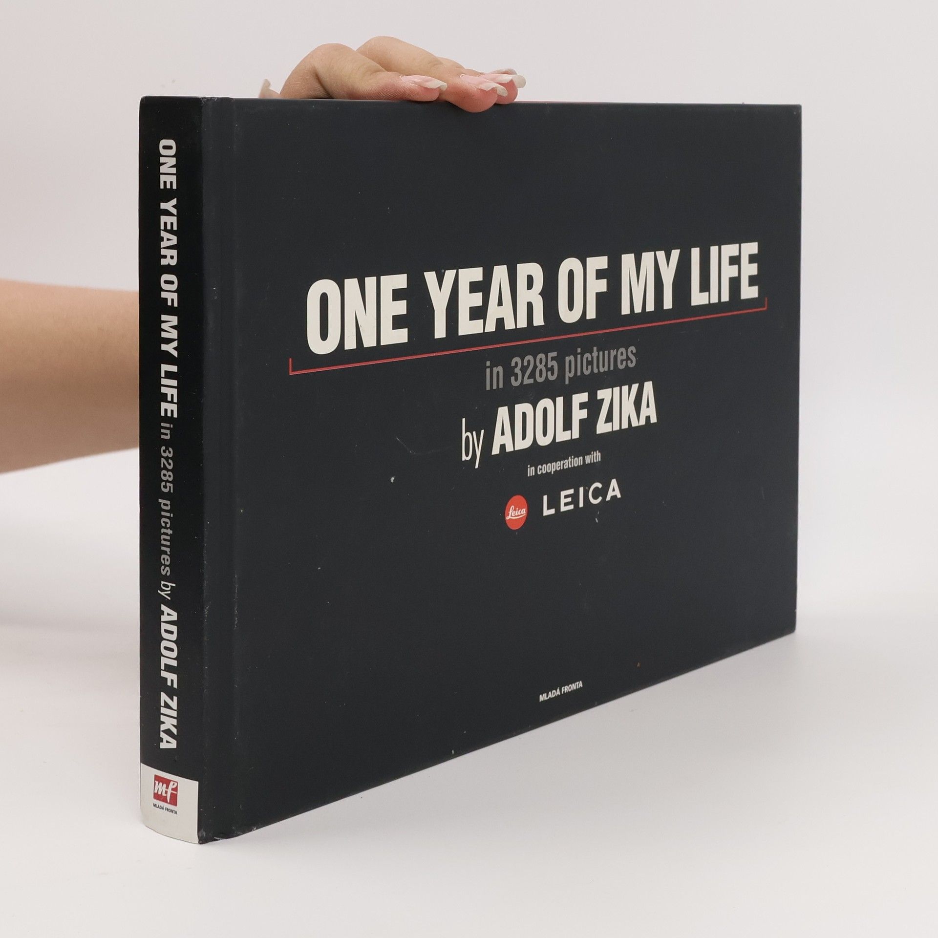Adolf Zika One year of my life: In 3285 pictures