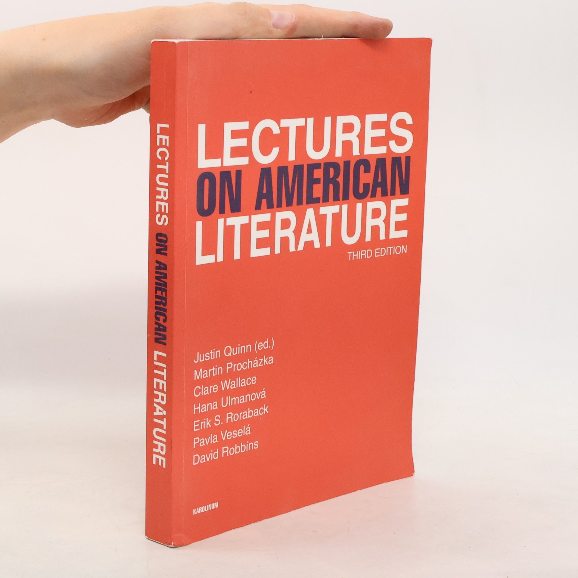 Collectif d'auteurs Lectures on American literature