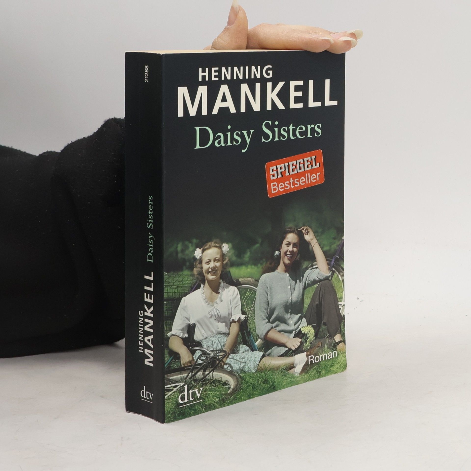 Henning Mankell Daisy sisters