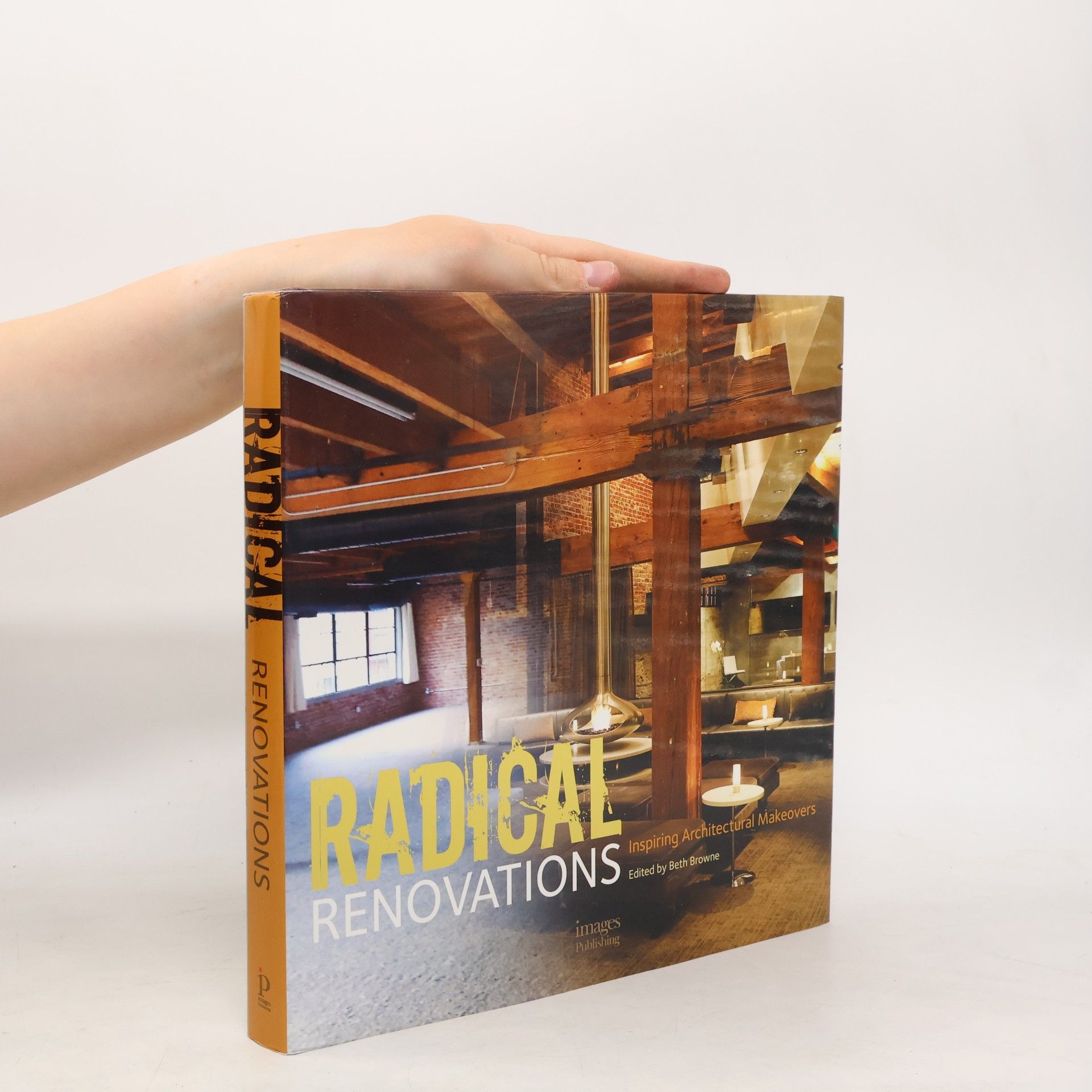 Elizabeth Keeley-Browne Radical Renovations: Inspiring Architectural Makeovers