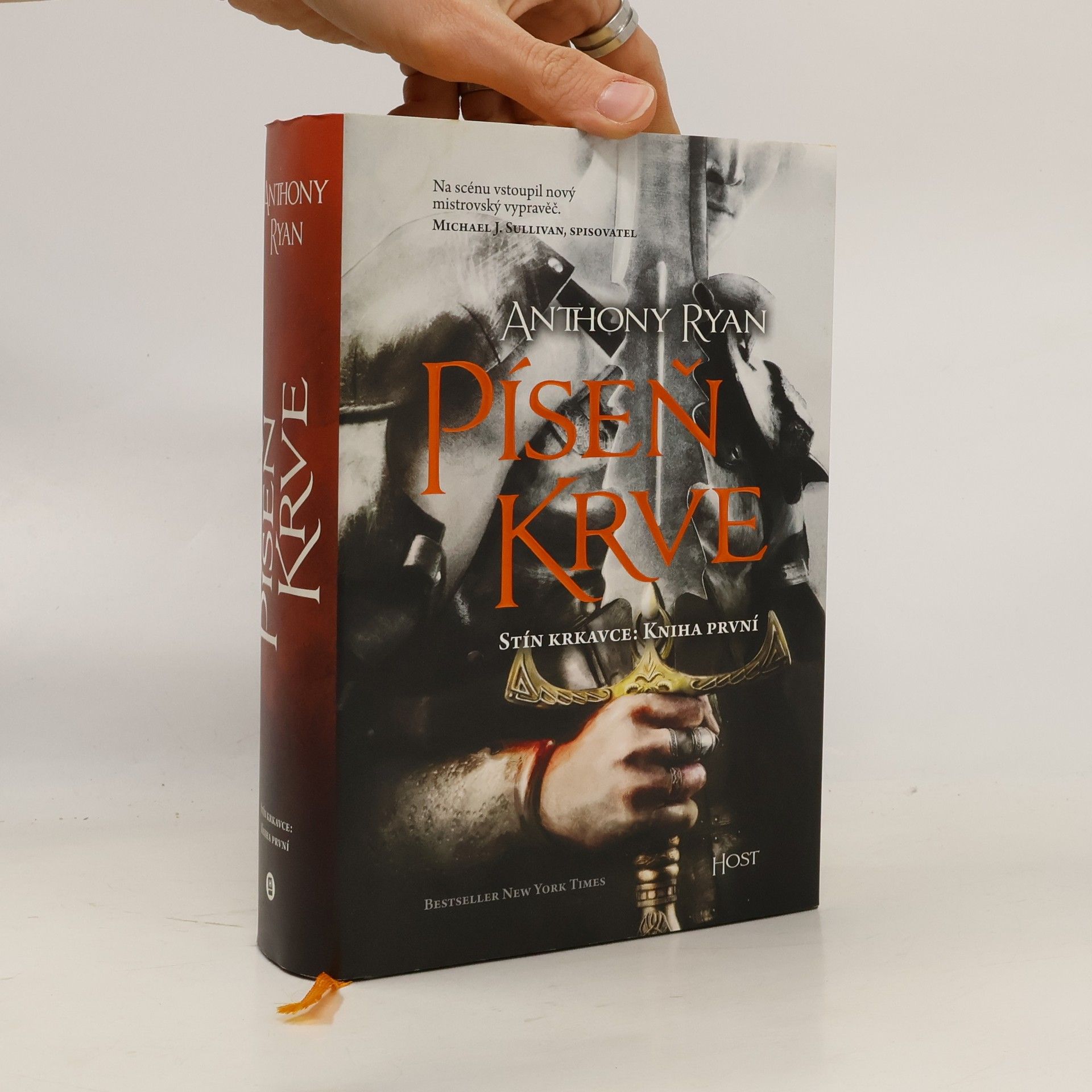 Anthony Ryan Píseň krve: stín krkavce. Kniha první