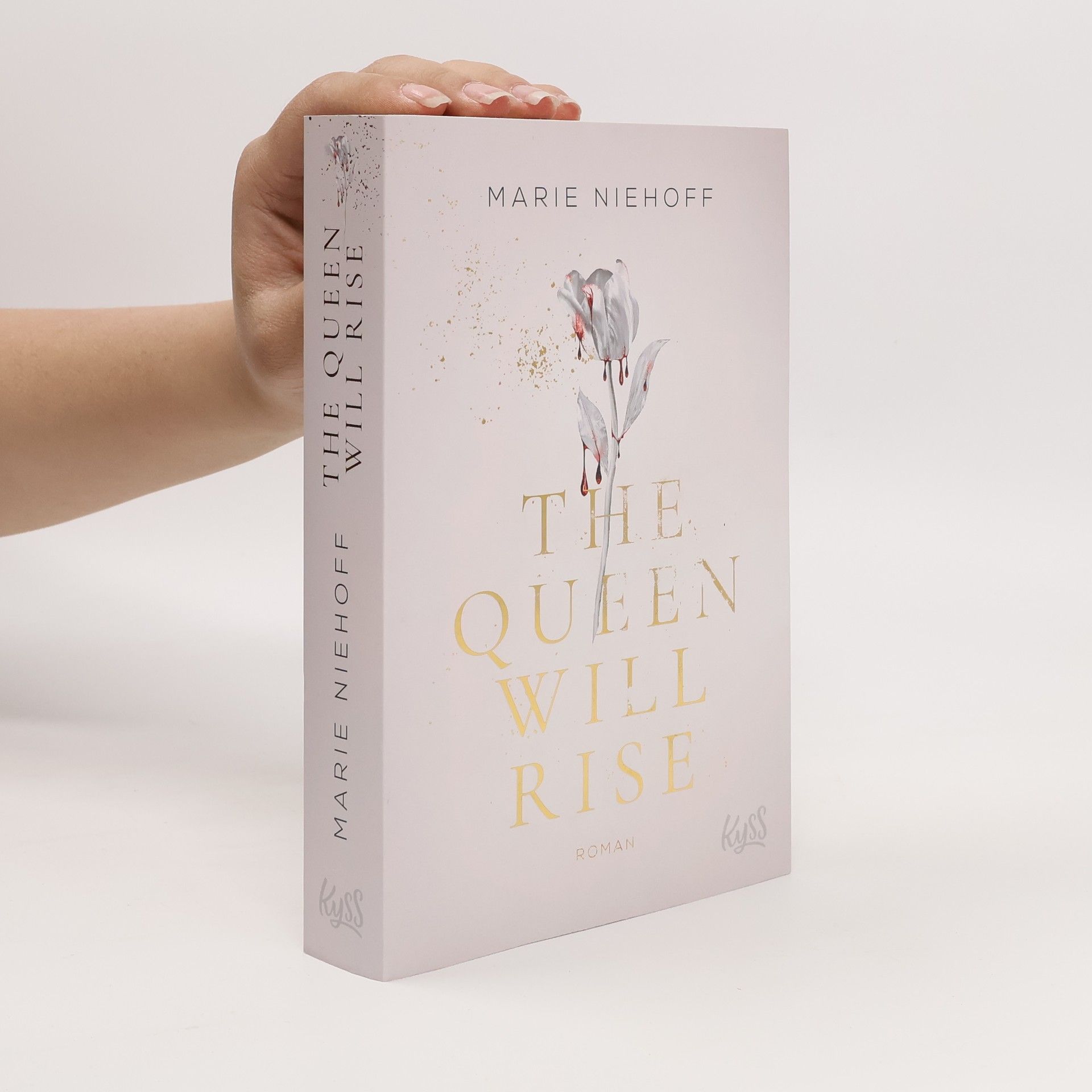 Marie Niehoff The Queen Will Rise