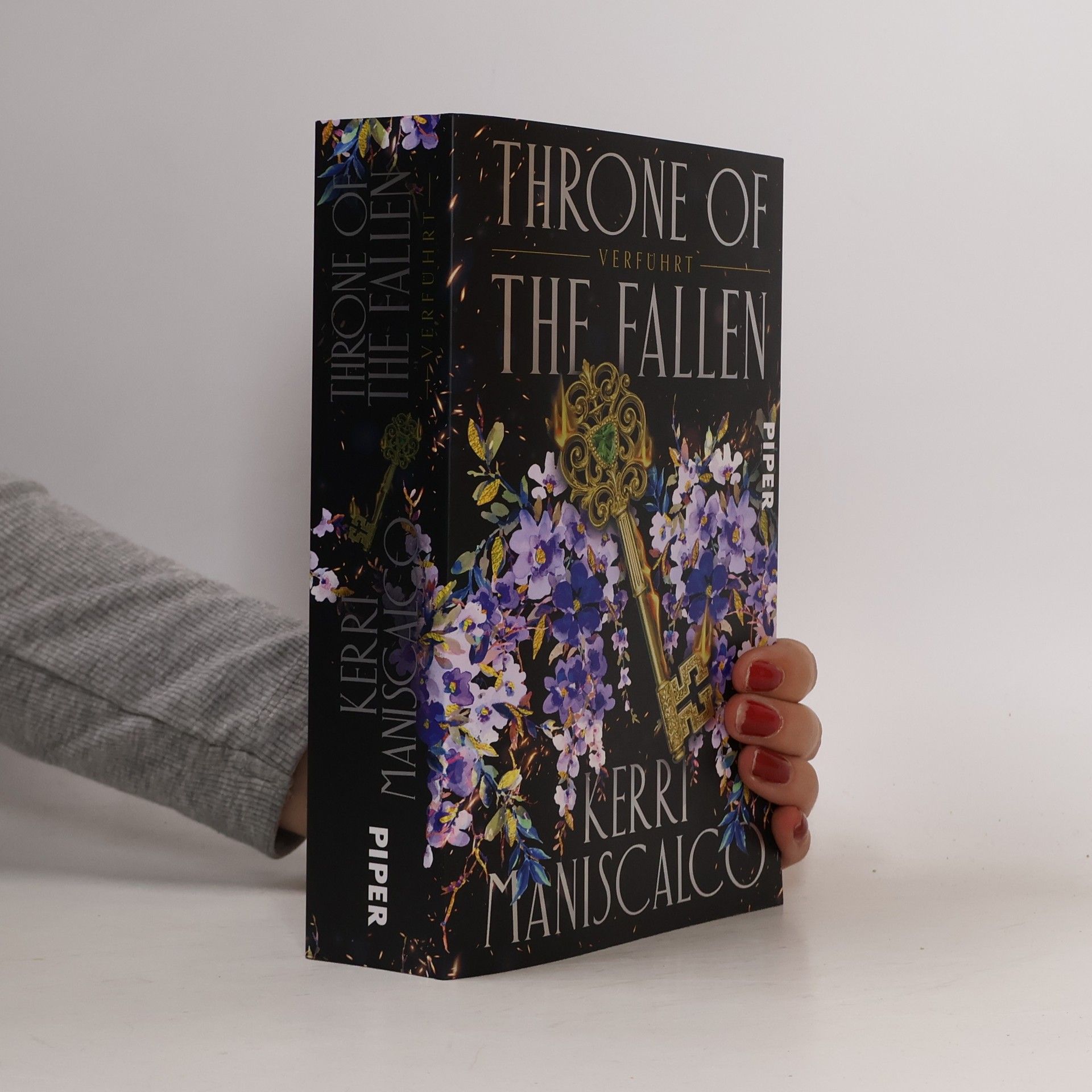 Kerri Maniscalco Throne of the Fallen. Verführt