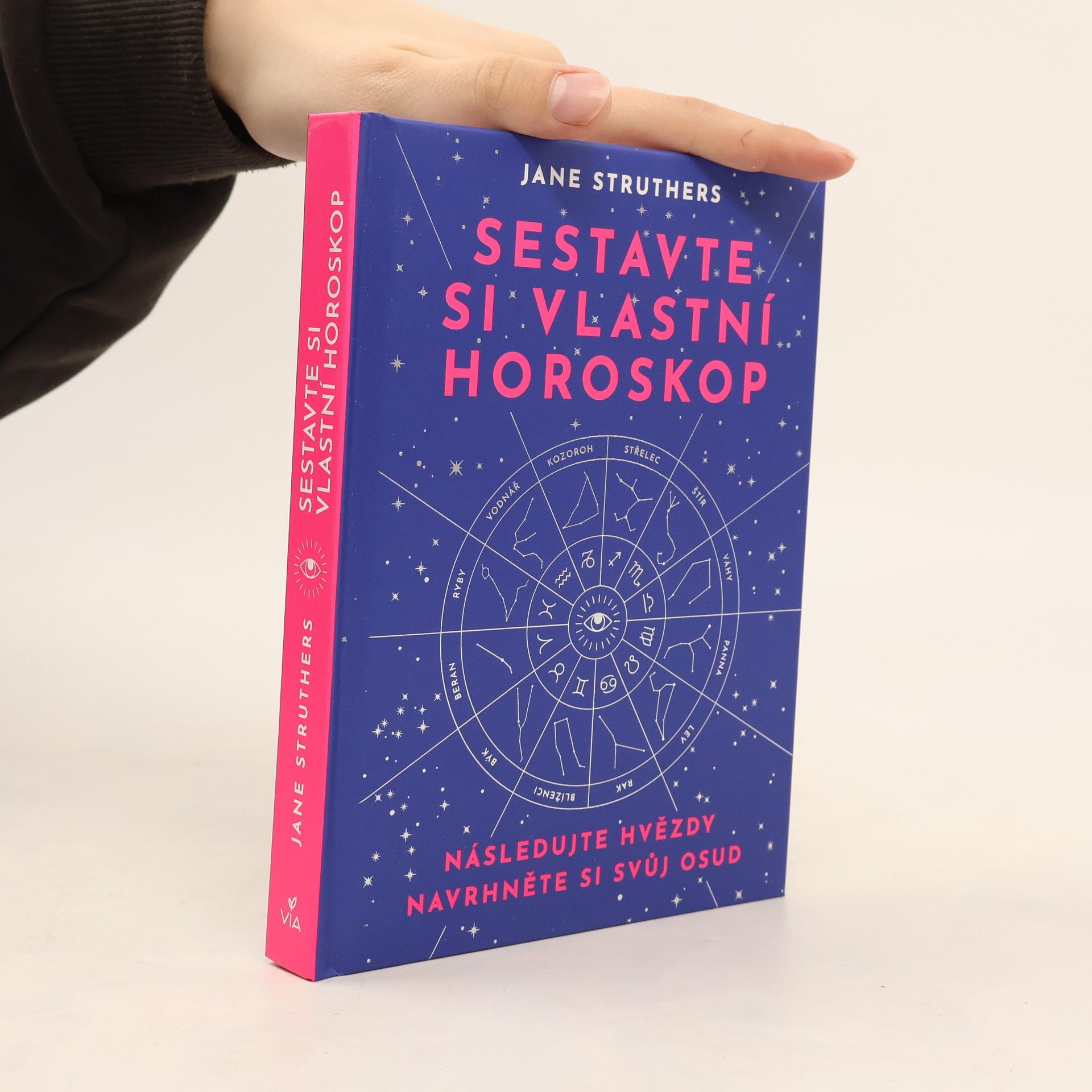 Laura Medlicott Sestavte si vlastní horoskop