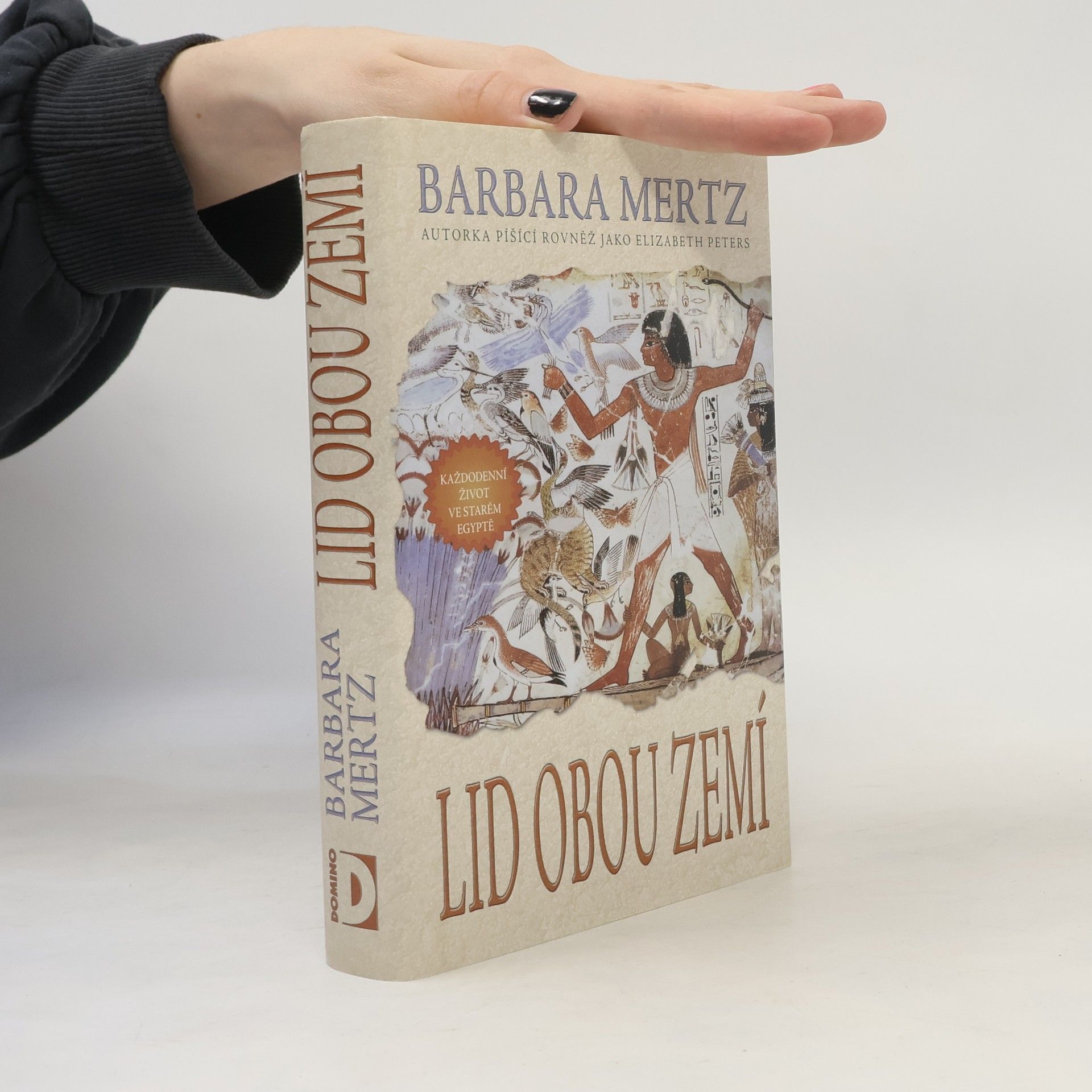 Barbara Mertz Lid obou zemí