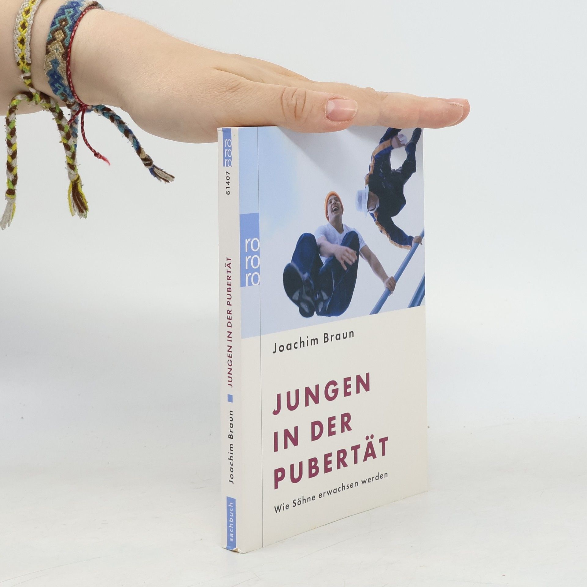 Jungen in der Pubertät