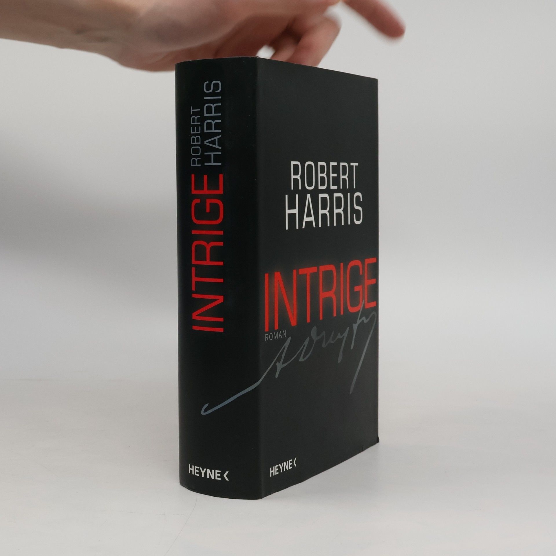 Robert Harris Intrige