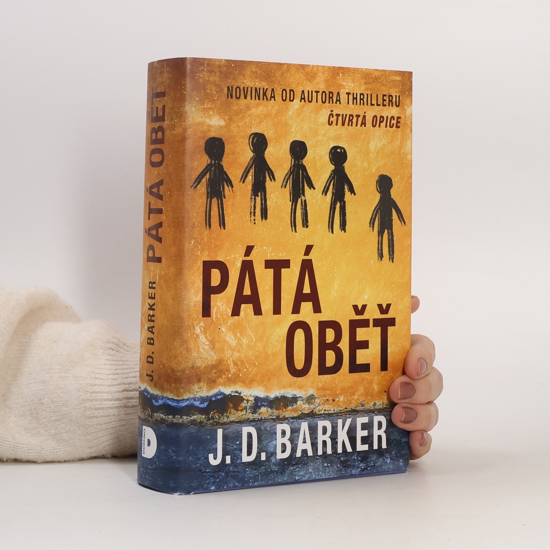 J. D. Barker Pátá oběť