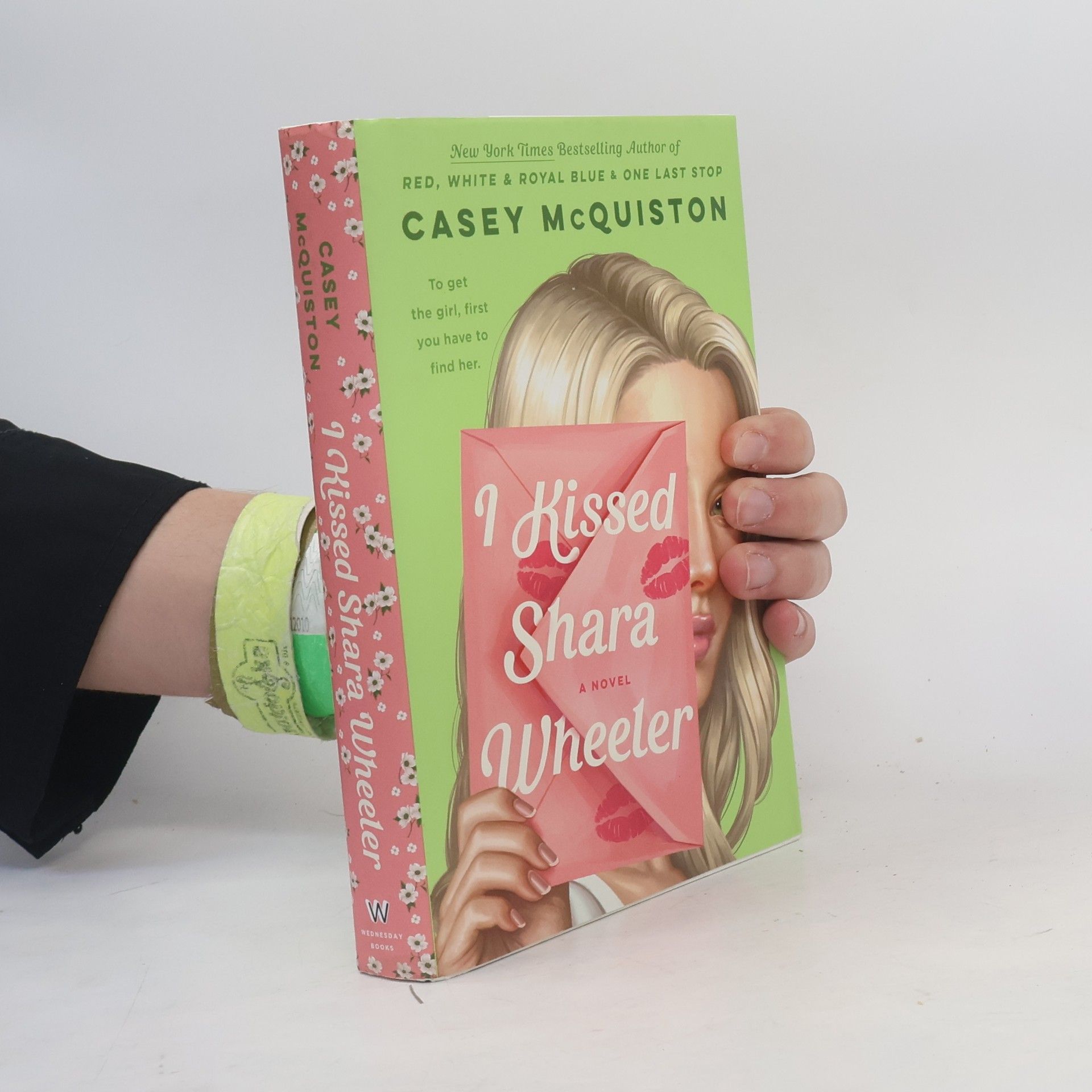 Casey McQuiston I Kissed Shara Wheeler