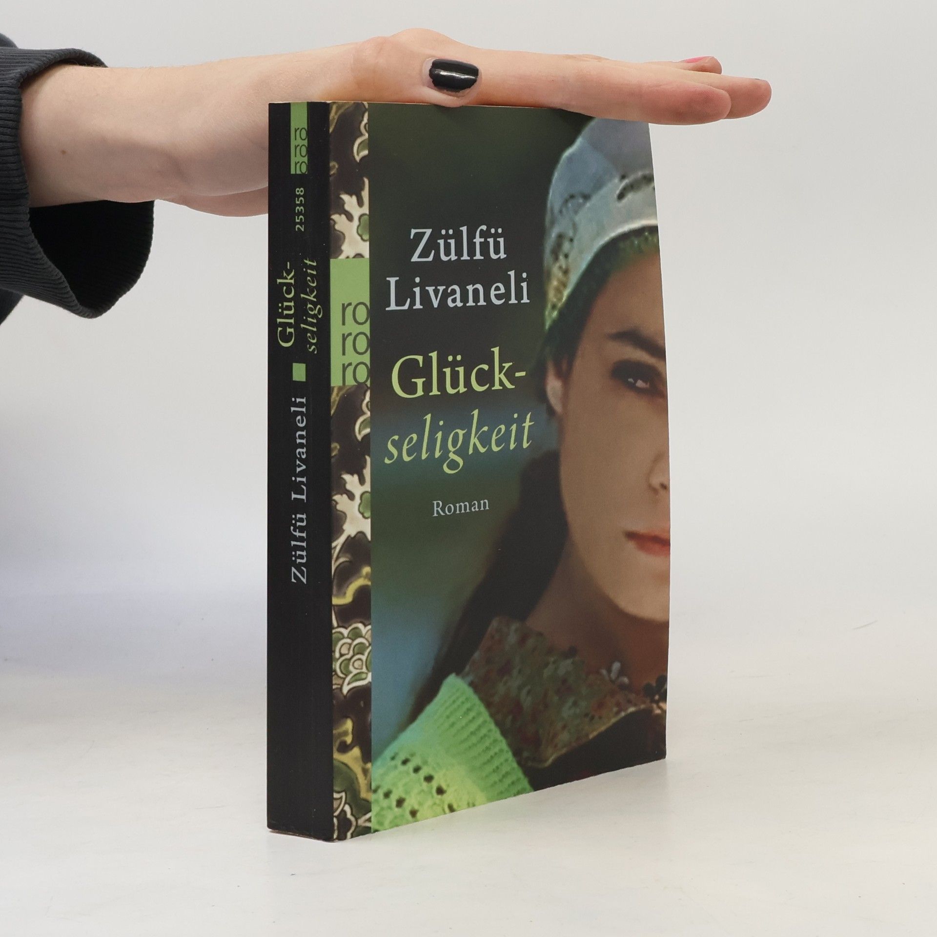 Zülfü Livaneli Glückseligkeit