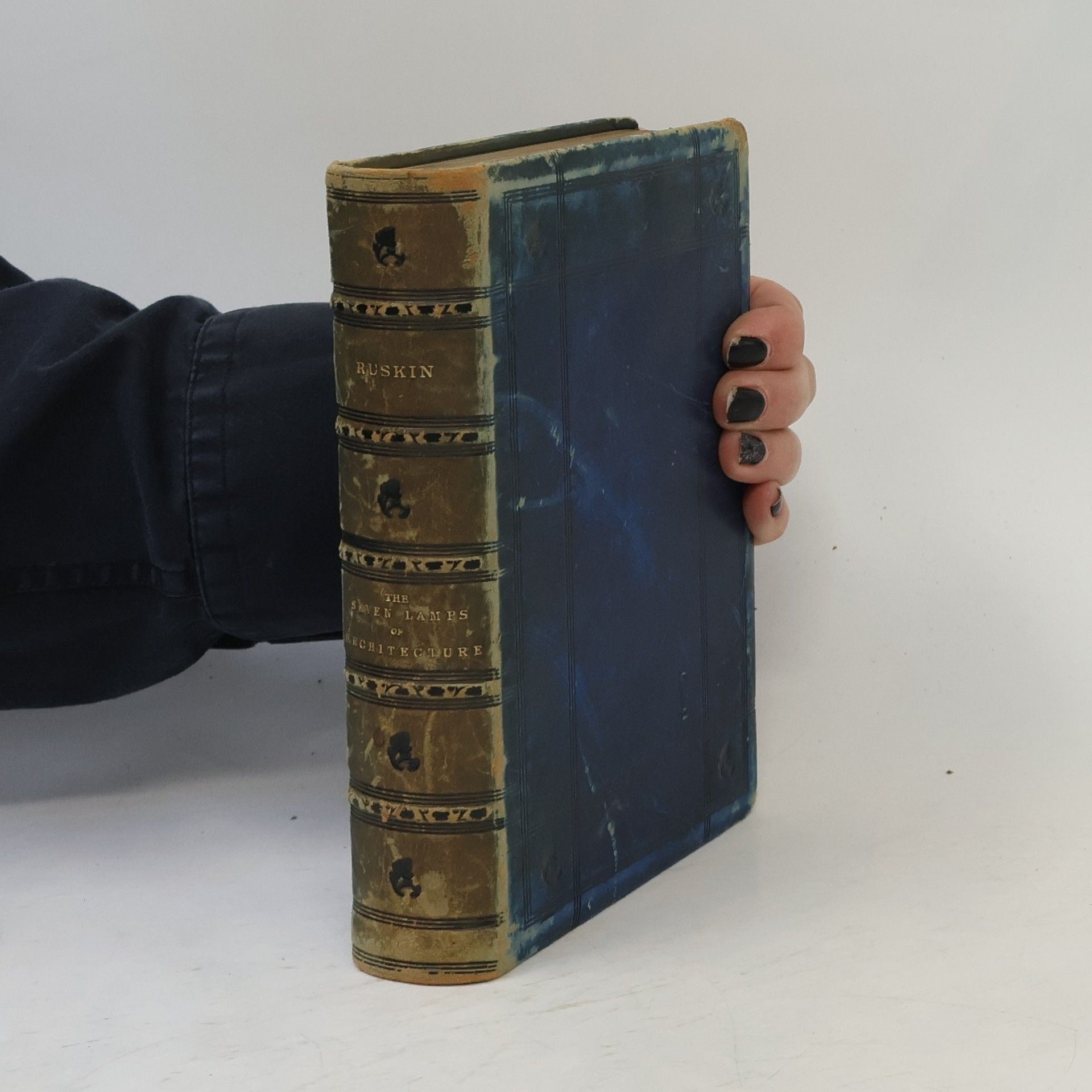 John Ruskin The Seven Lamps of Architecture