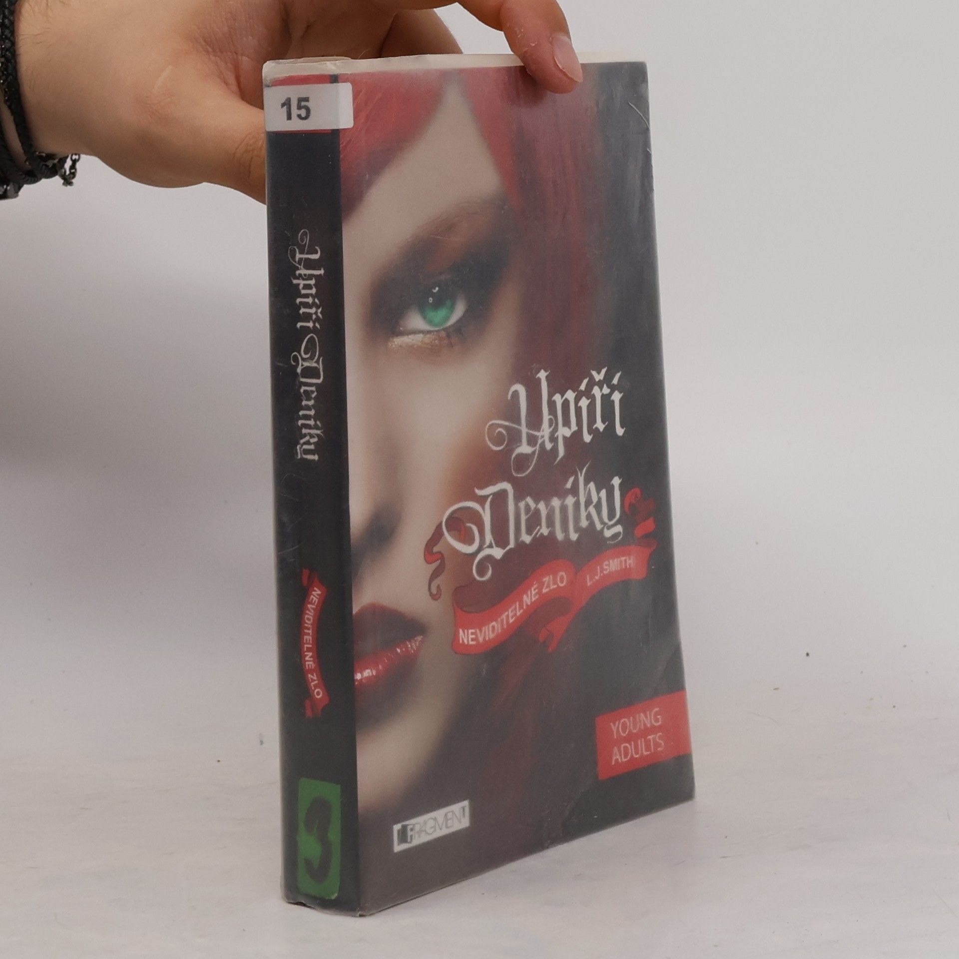 Lisa Jane Smith Upíří deníky. Neviditelné zlo