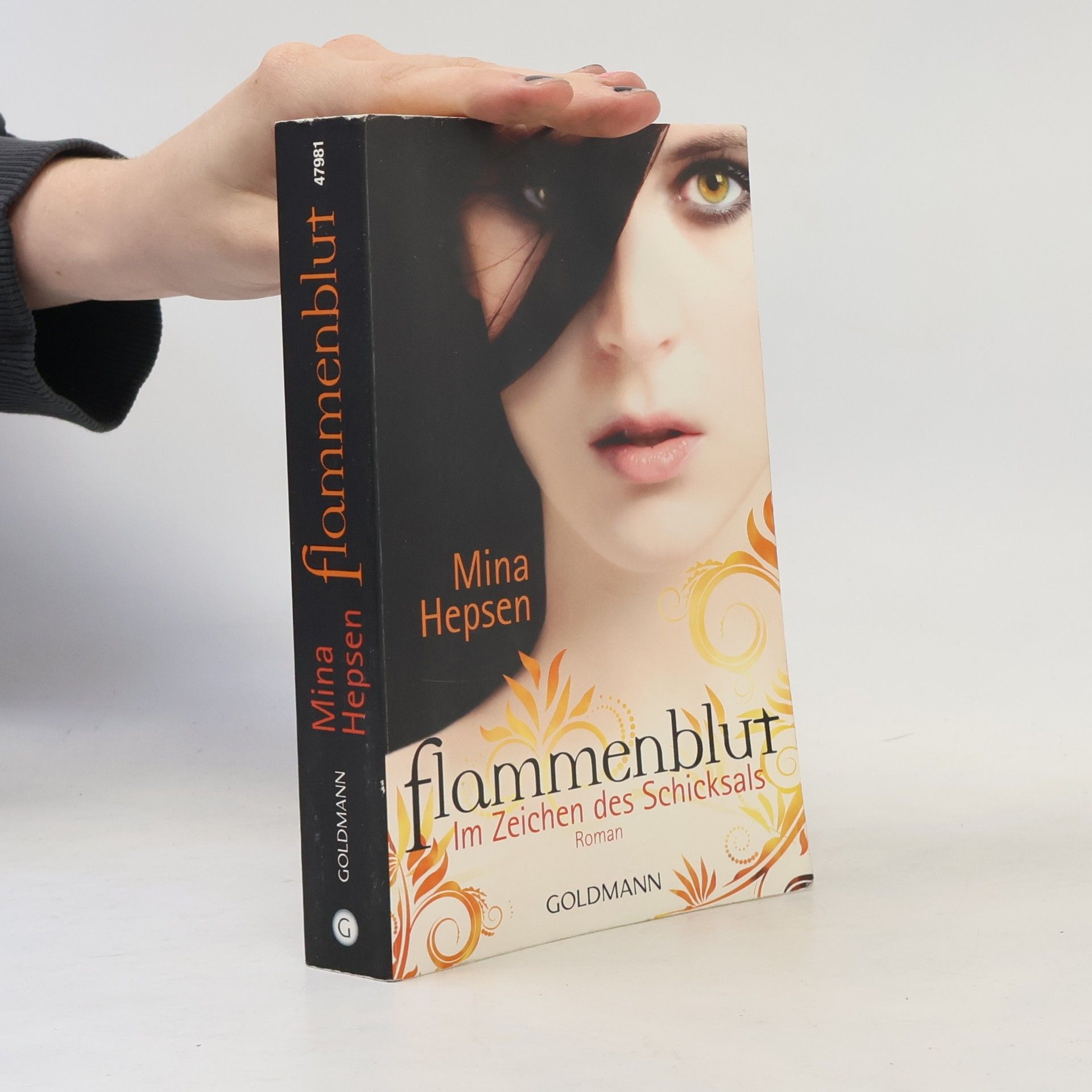 Mina Hepsen Flammenblut - Im Zeichen des Schicksals