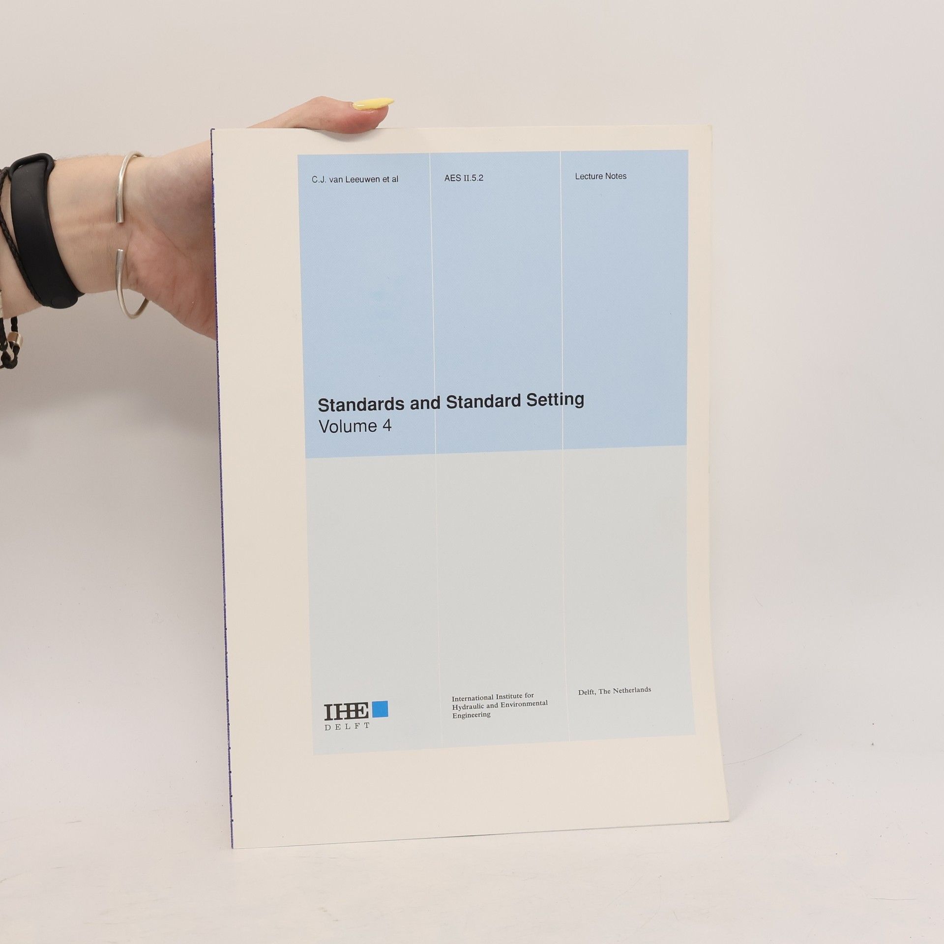 Collectif d'auteurs Standards and Standard Setting Volume 4