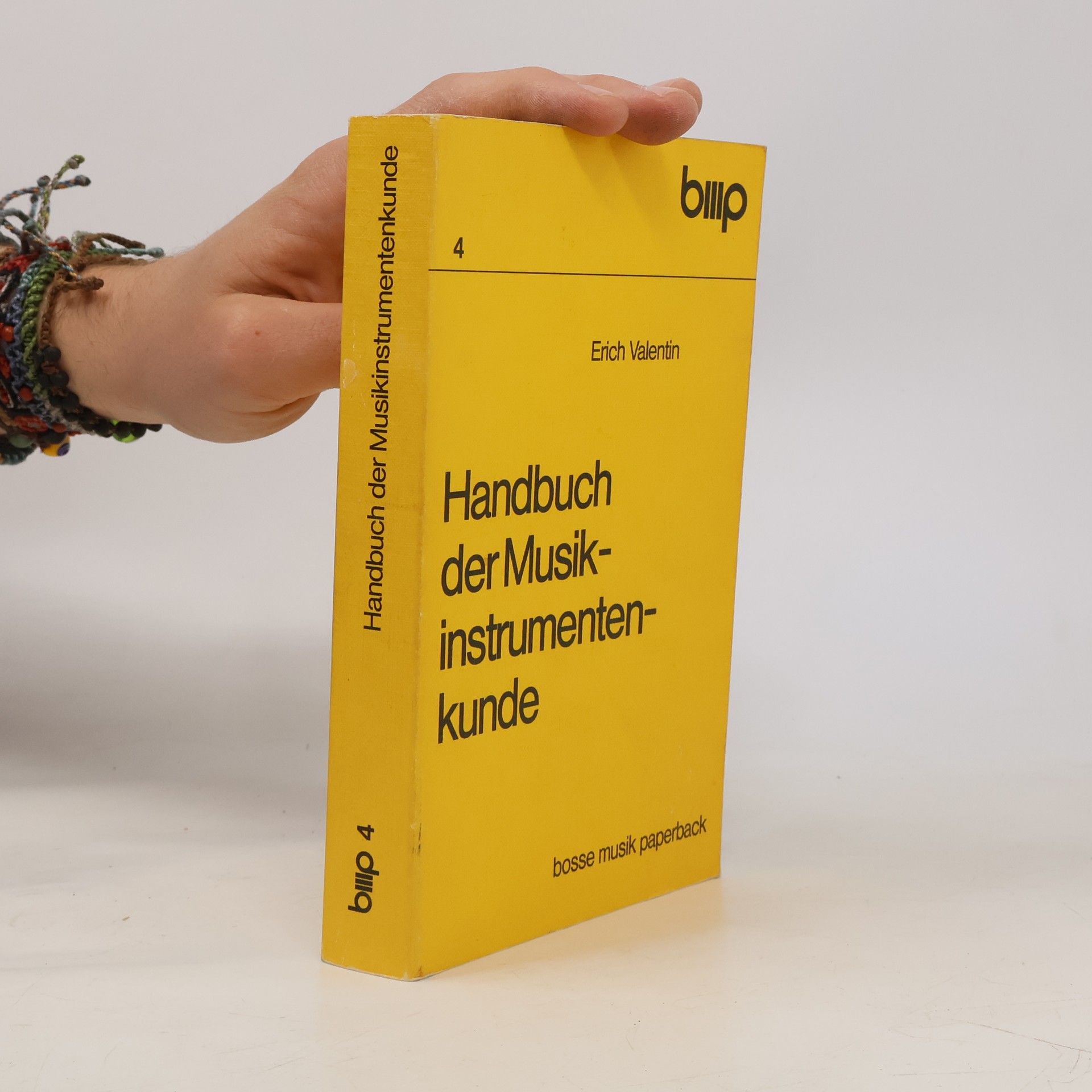 Erich Valentin Handbuch der Musikinstrumentenkunde