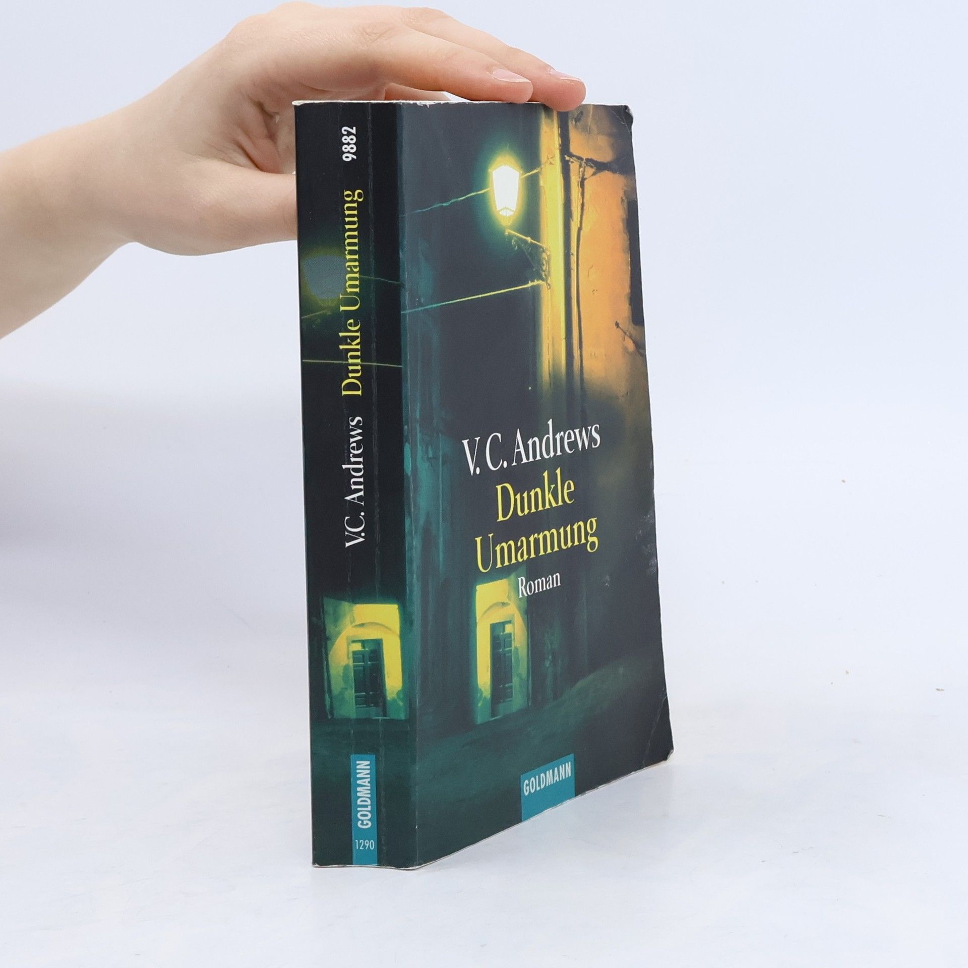 Virginia Cleo Andrews Dunkle Umarmung