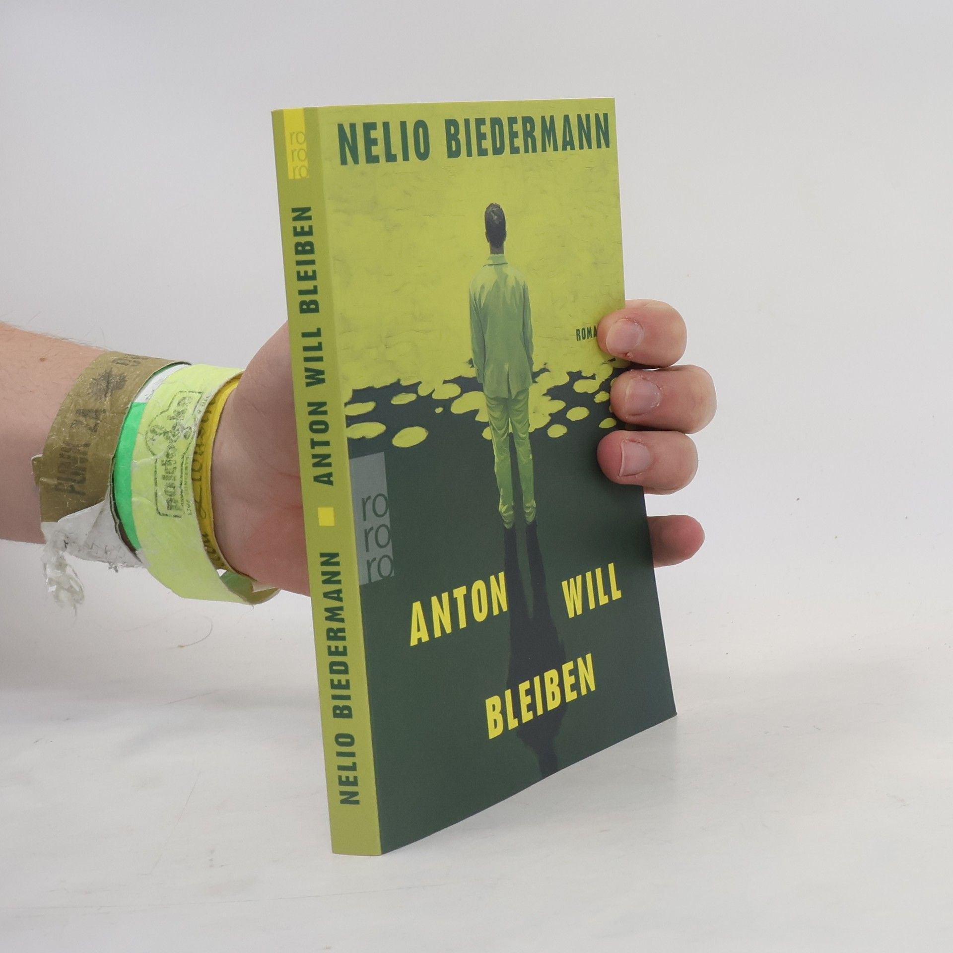 Nelio Biedermann Anton will bleiben