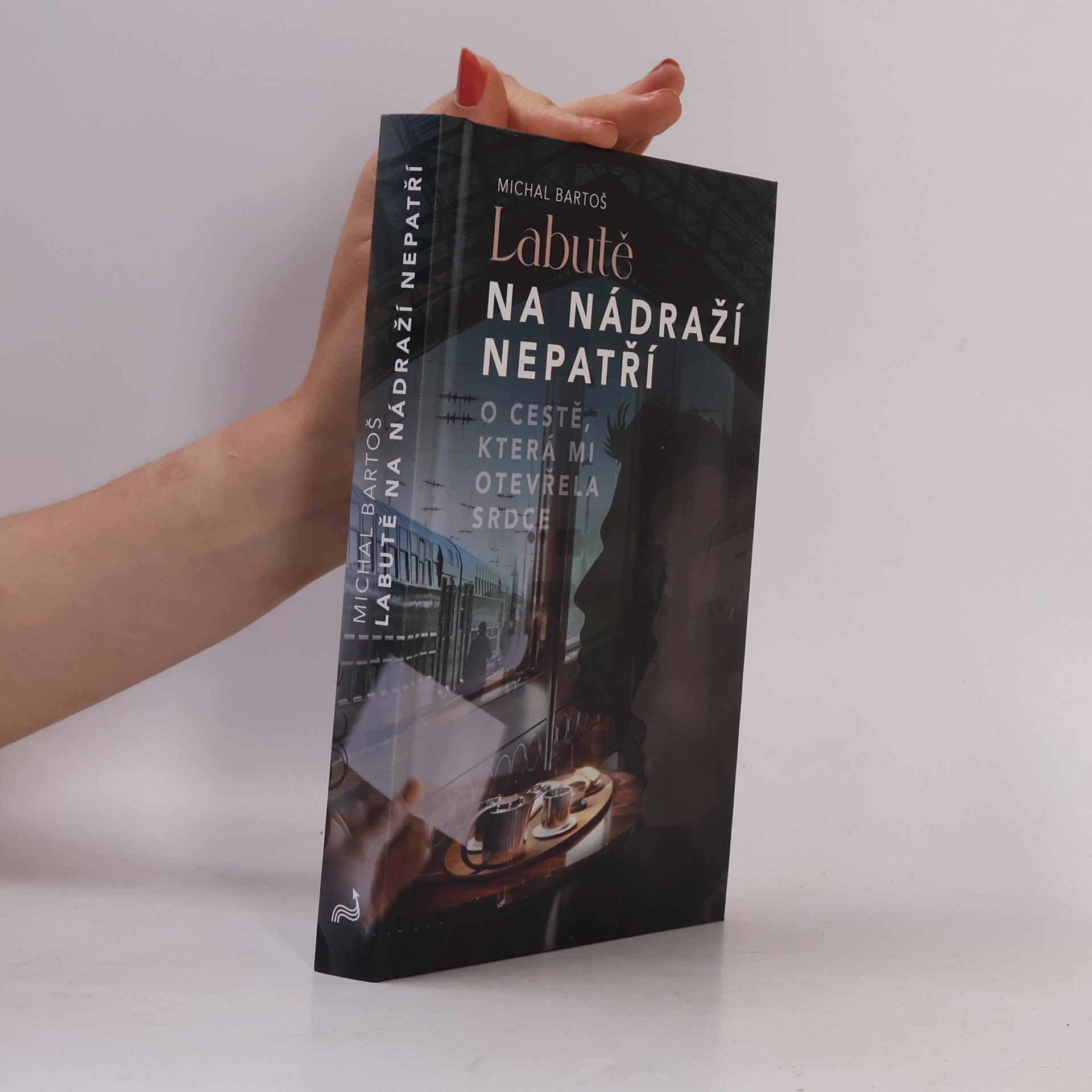 Michal Bartoš Labutě na nádraží nepatří