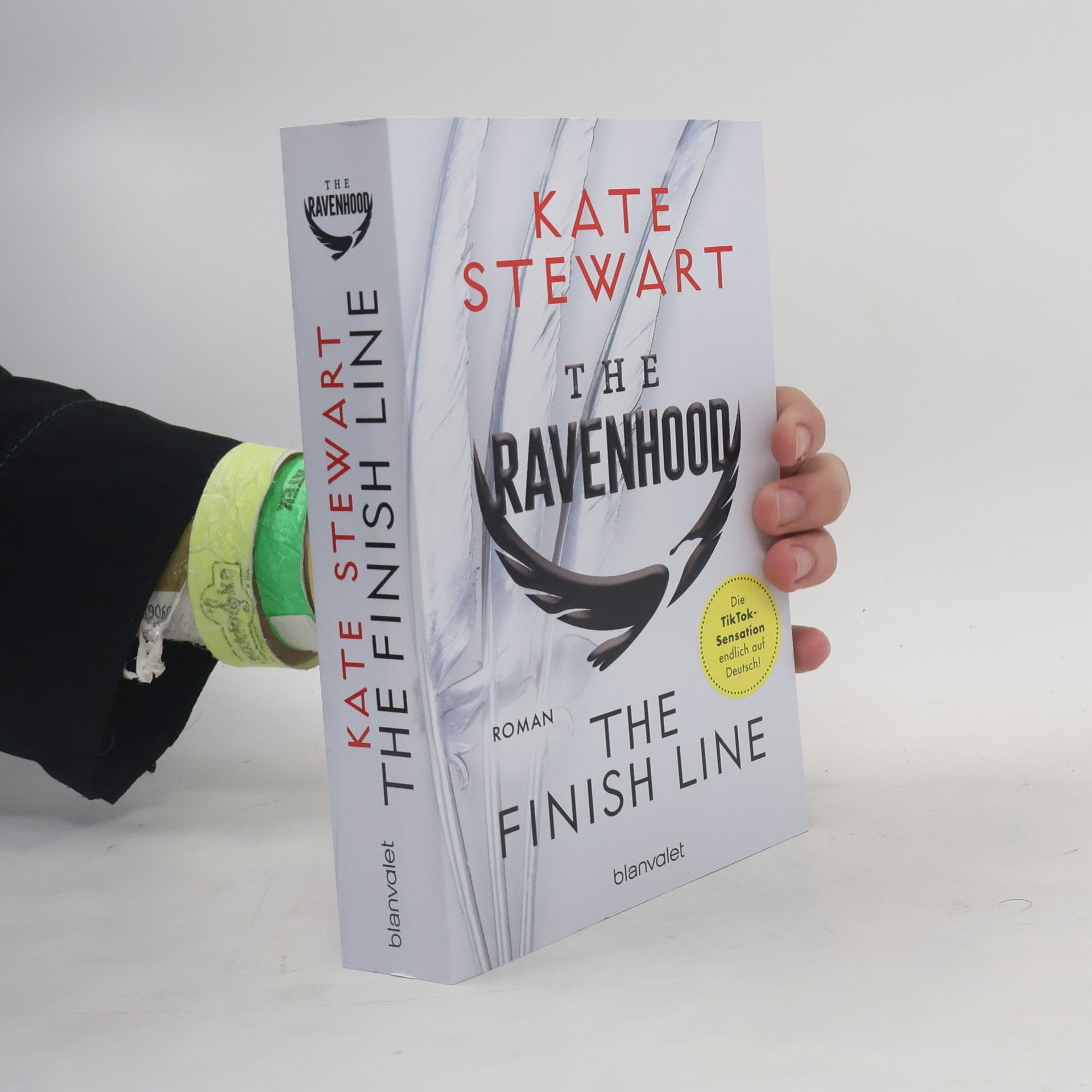 Kate Stewart The Ravenhood - The Finish Line