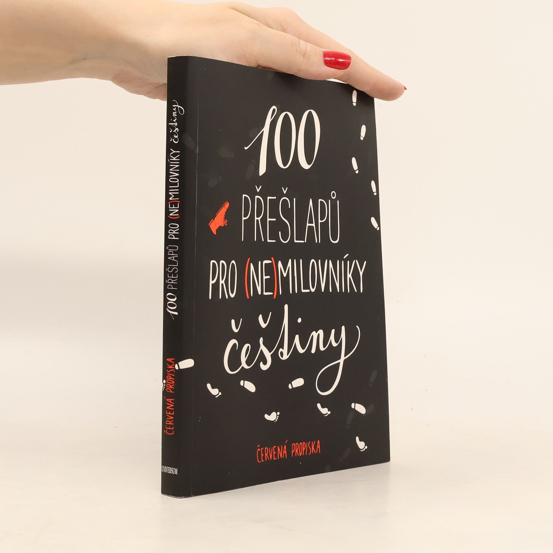 Červená propiska 100 přešlapů pro (ne)milovníky češtiny