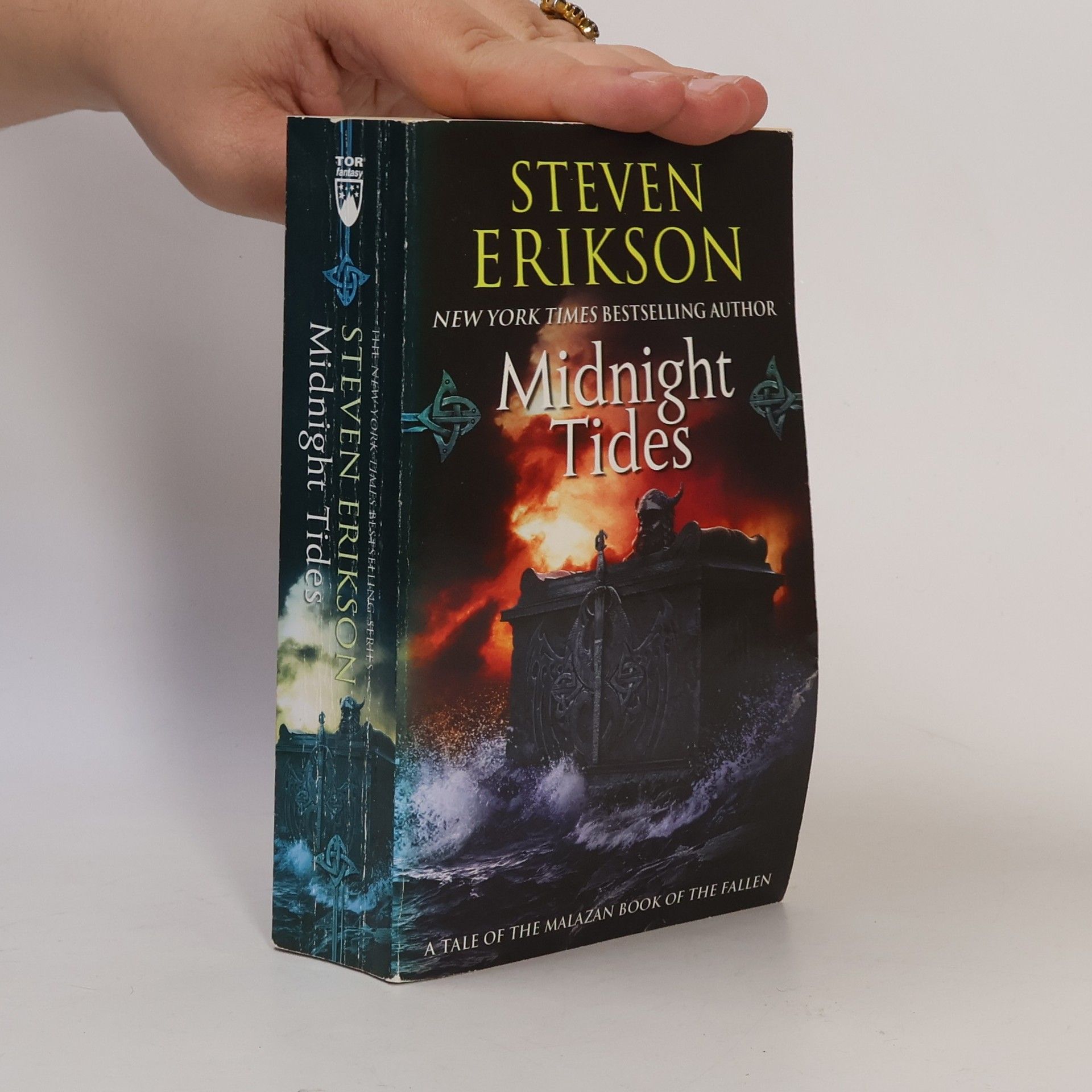 Steven Erikson Midnight Tides