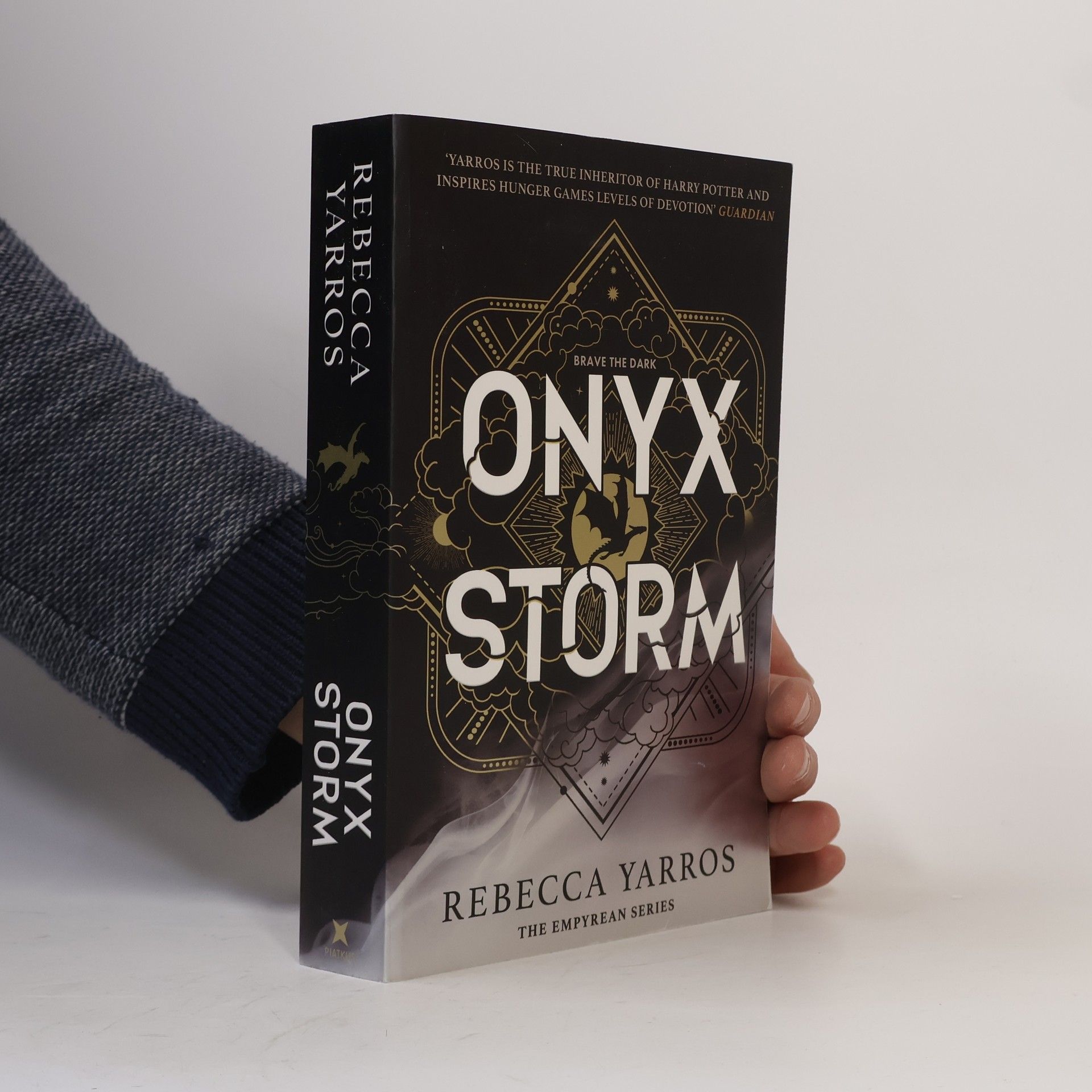 Rebecca Yarros Onyx Storm