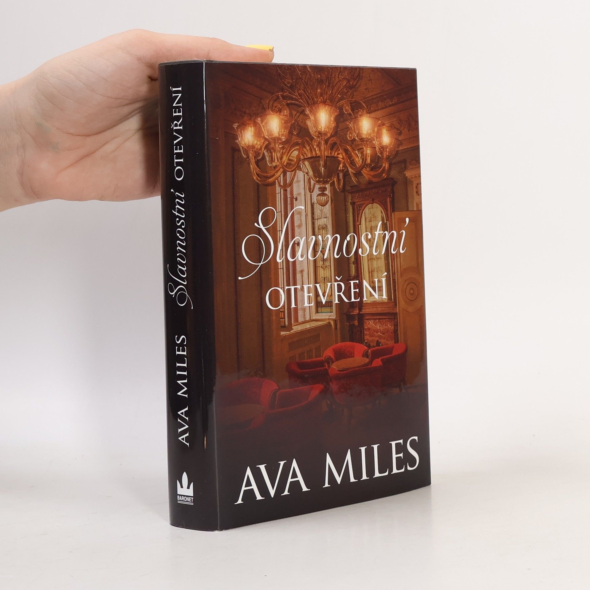 Ava Miles Slavnostní otevření