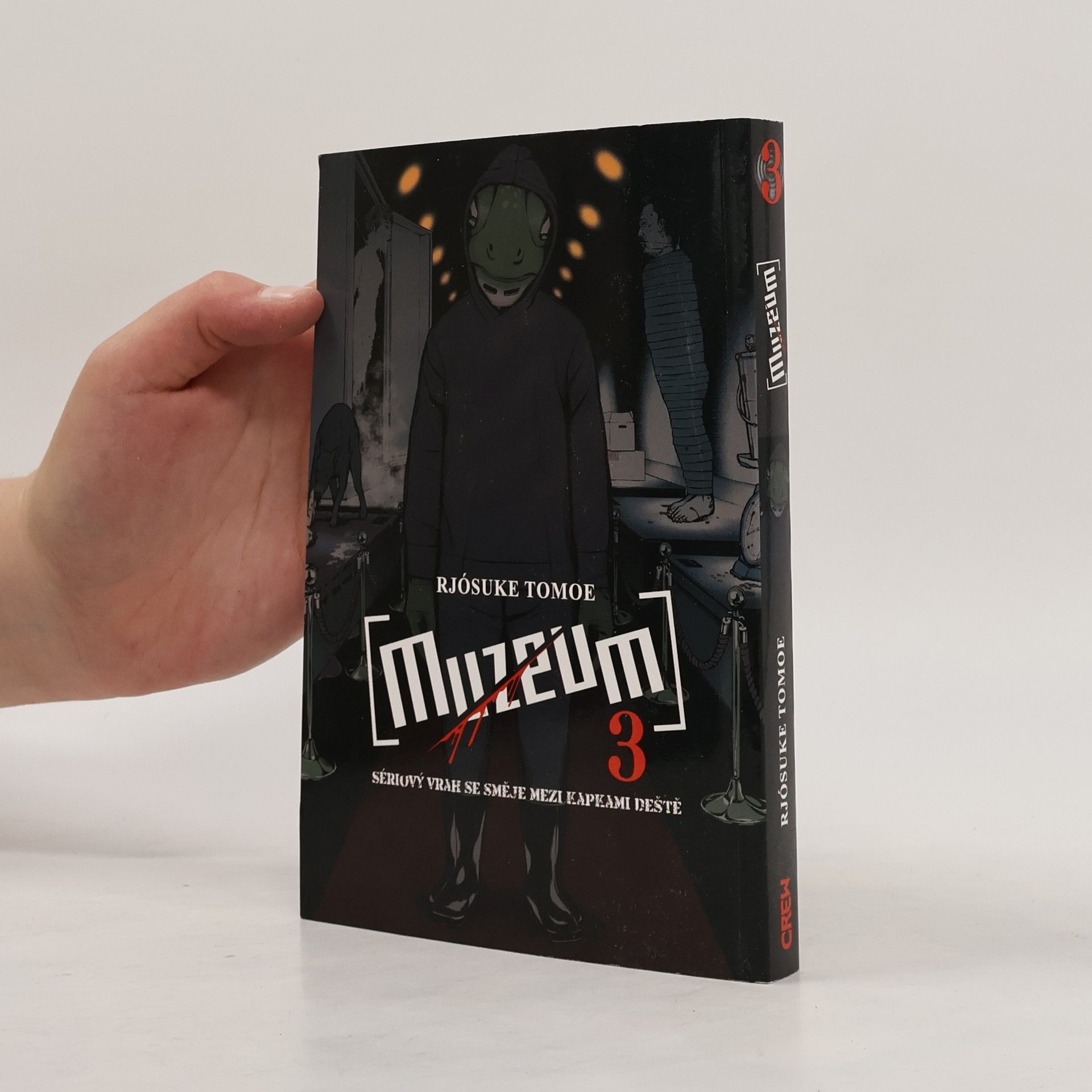 Ryosuke Tomoe Muzeum 3. Sériový vrah se směje mezi kapkami deště