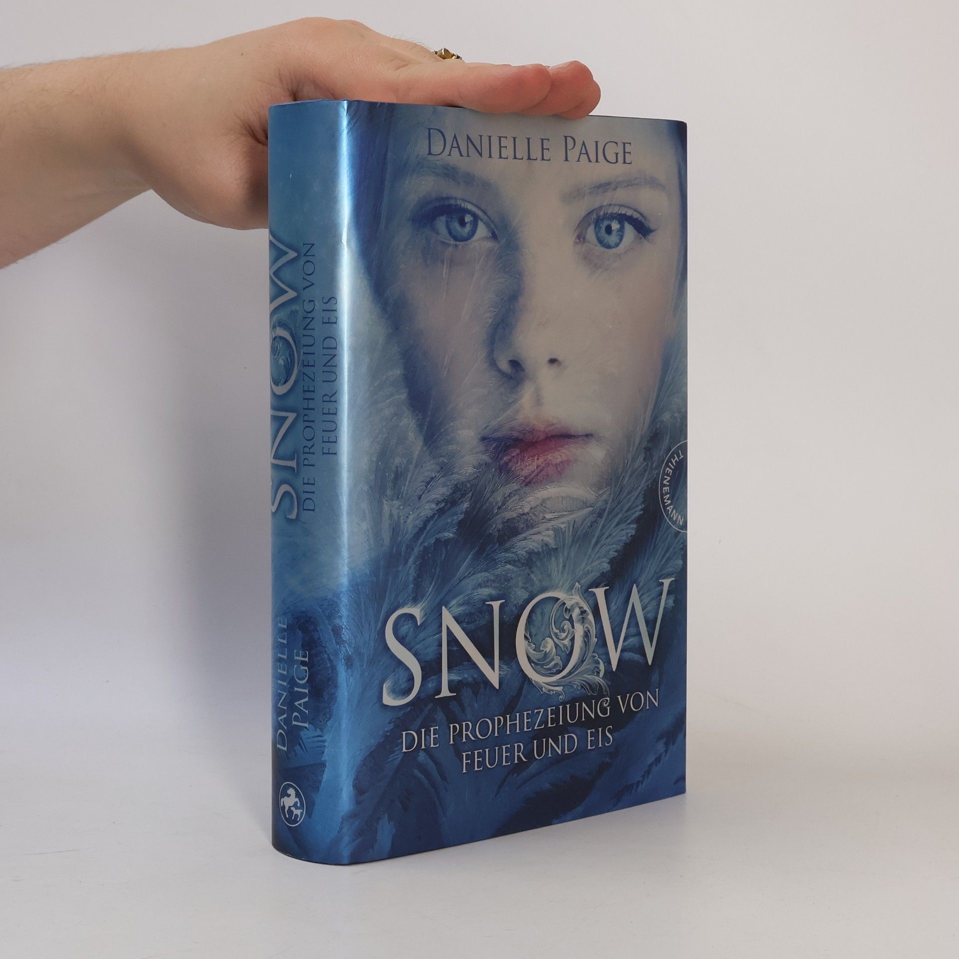 Danielle Paige Snow