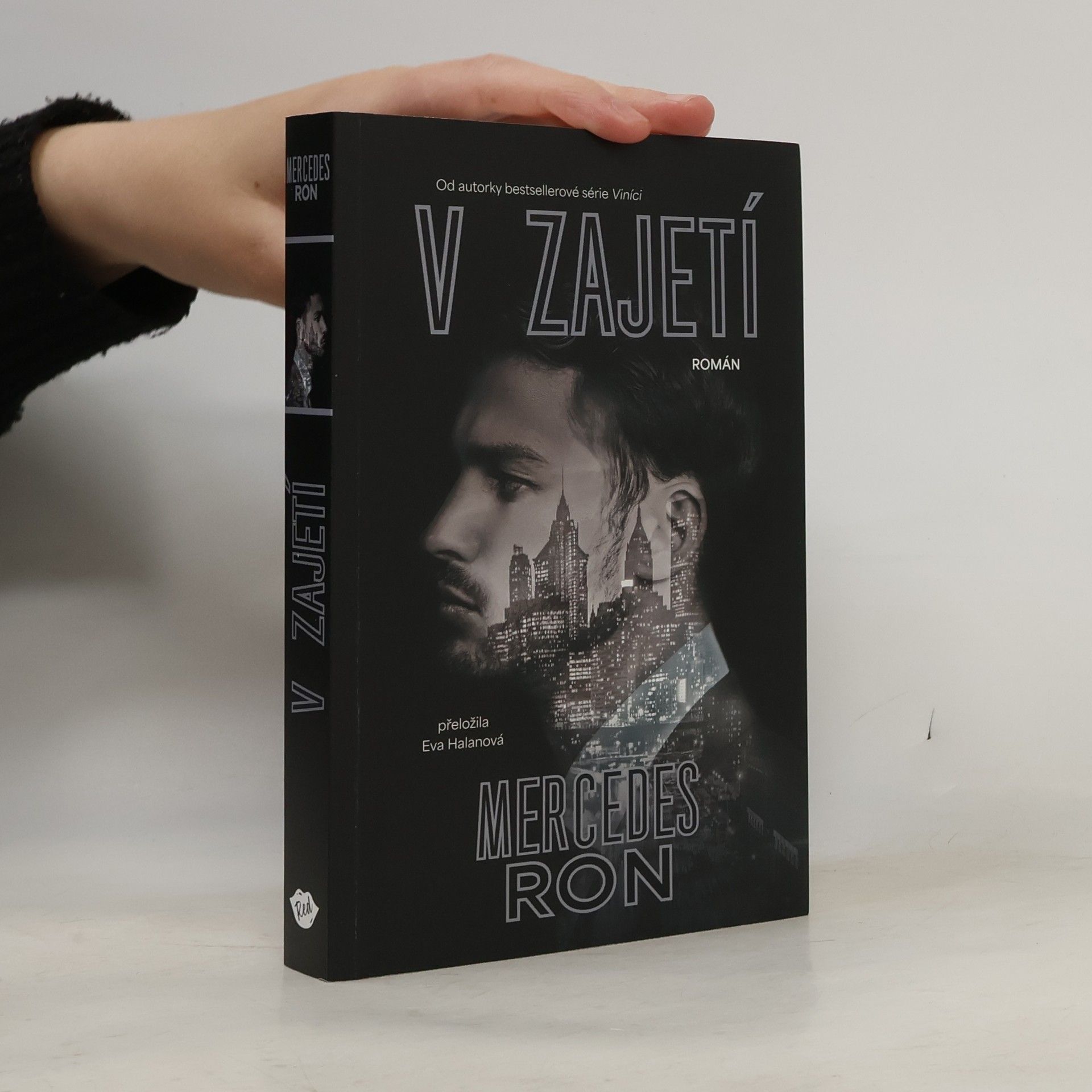 V zajetí